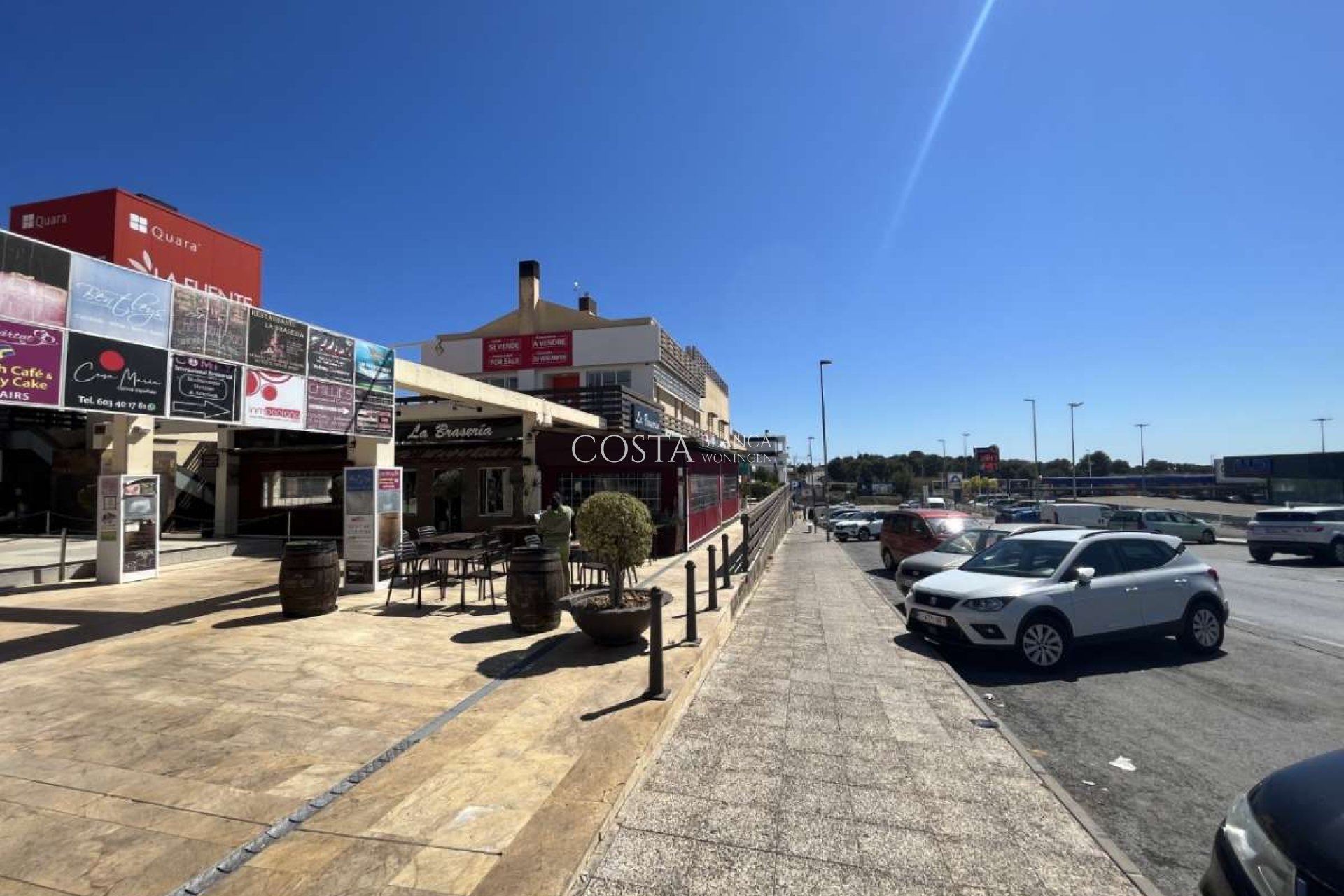 Revente - Propriété commerciale -
Dehesa de Campoamor