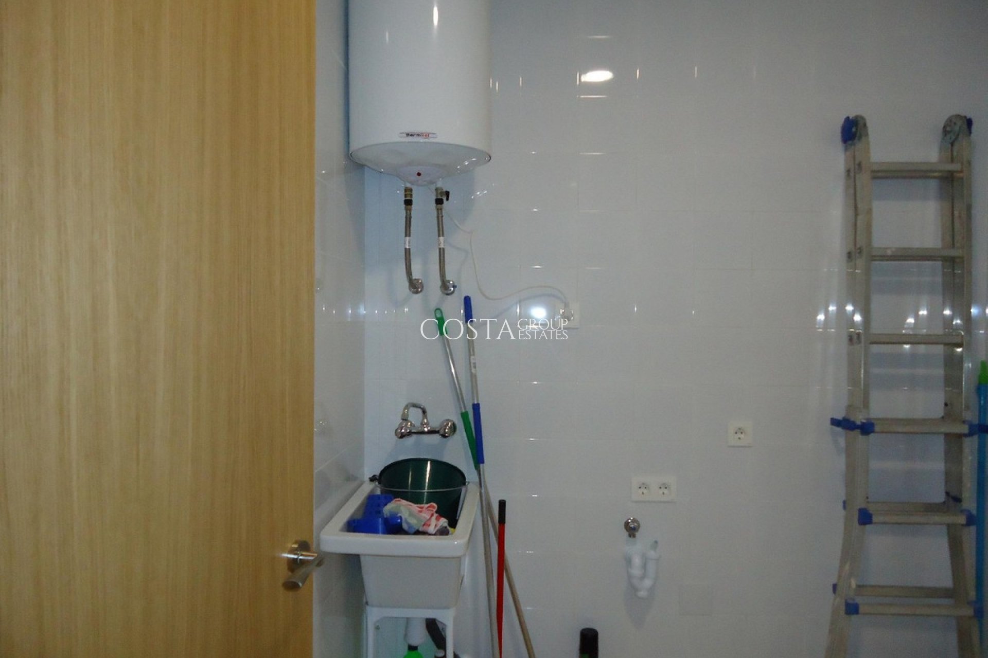 Revente - Villa -
Abanilla - Abanilla Centro