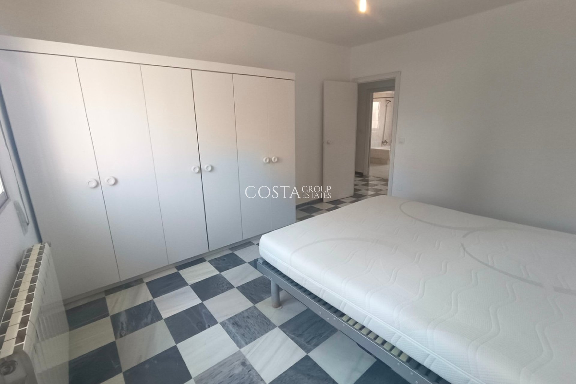 Revente - Villa -
Aguilas - Águilas Centro
