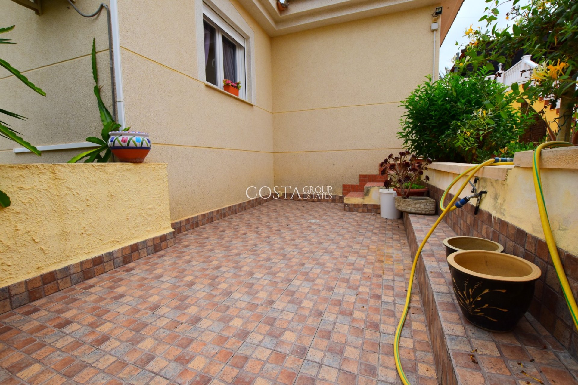 Revente - Villa -
Algorfa - Montemar