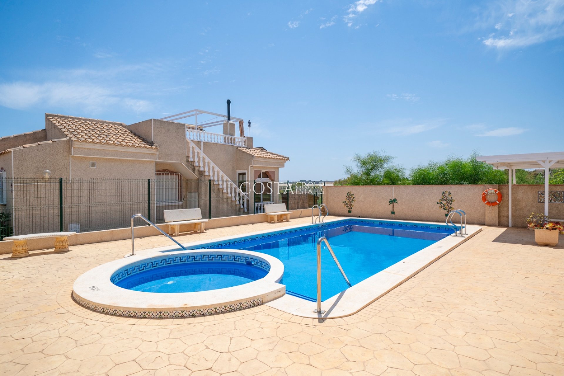 Revente - Villa -
Algorfa