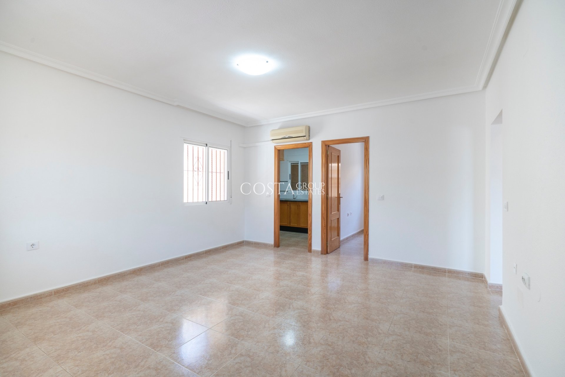 Revente - Villa -
Algorfa