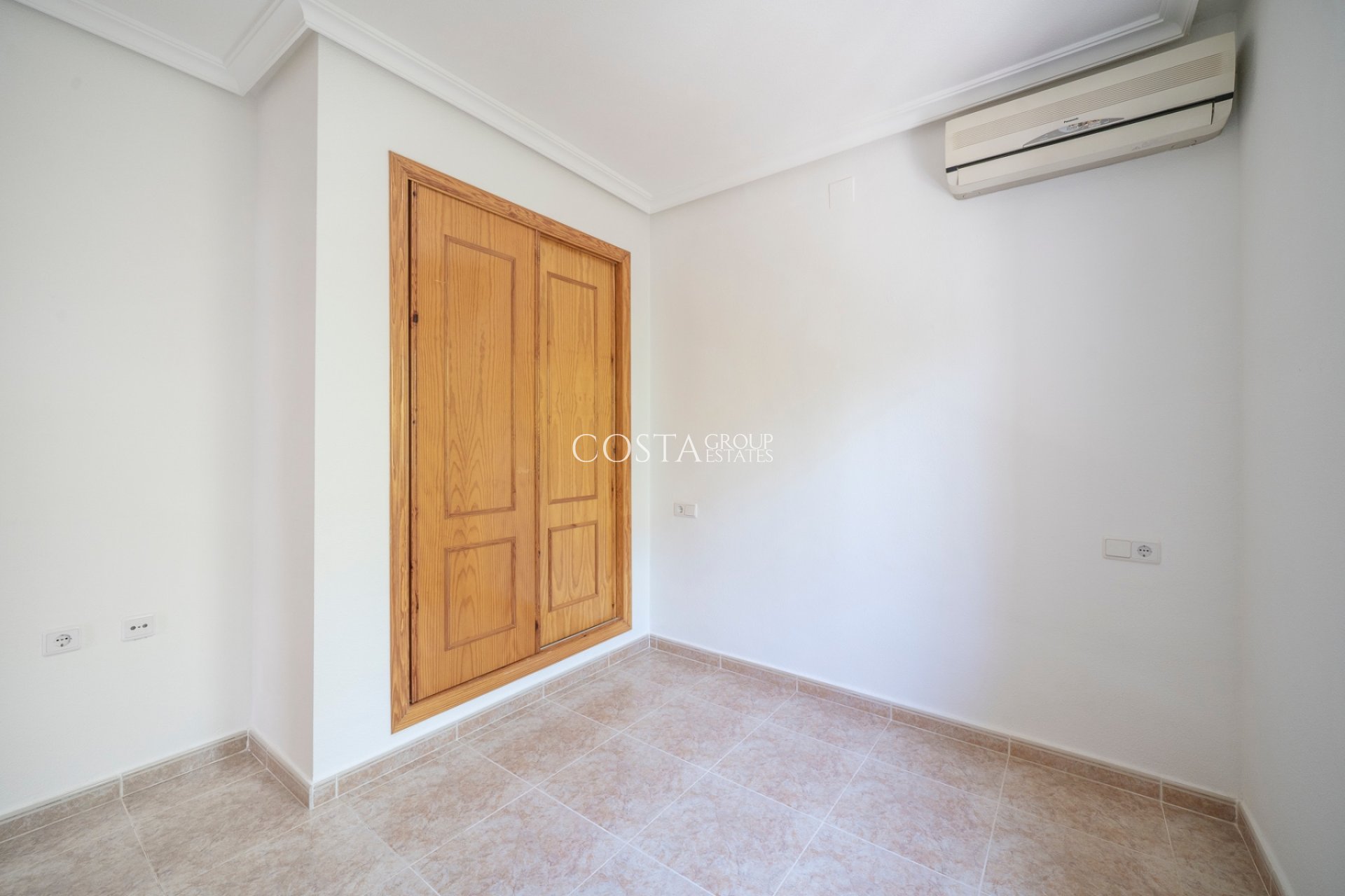 Revente - Villa -
Algorfa