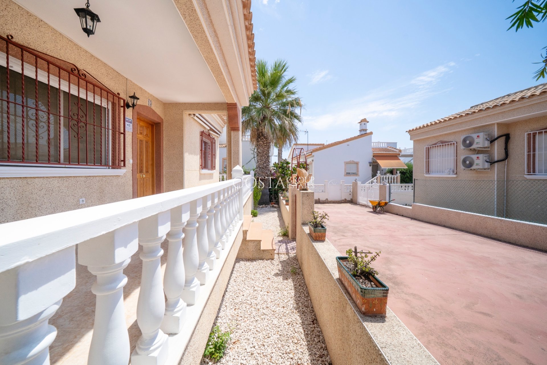 Revente - Villa -
Algorfa