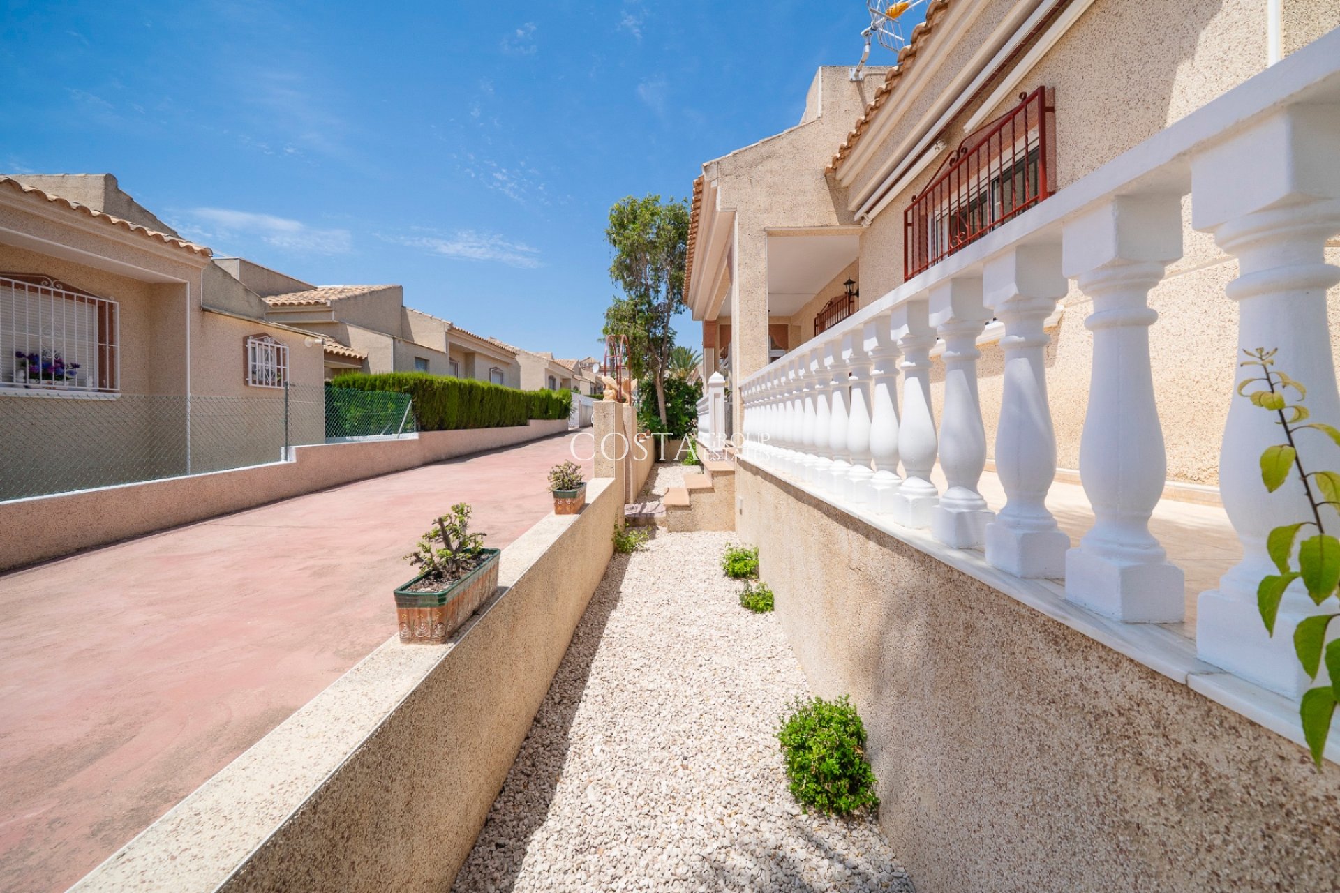 Revente - Villa -
Algorfa