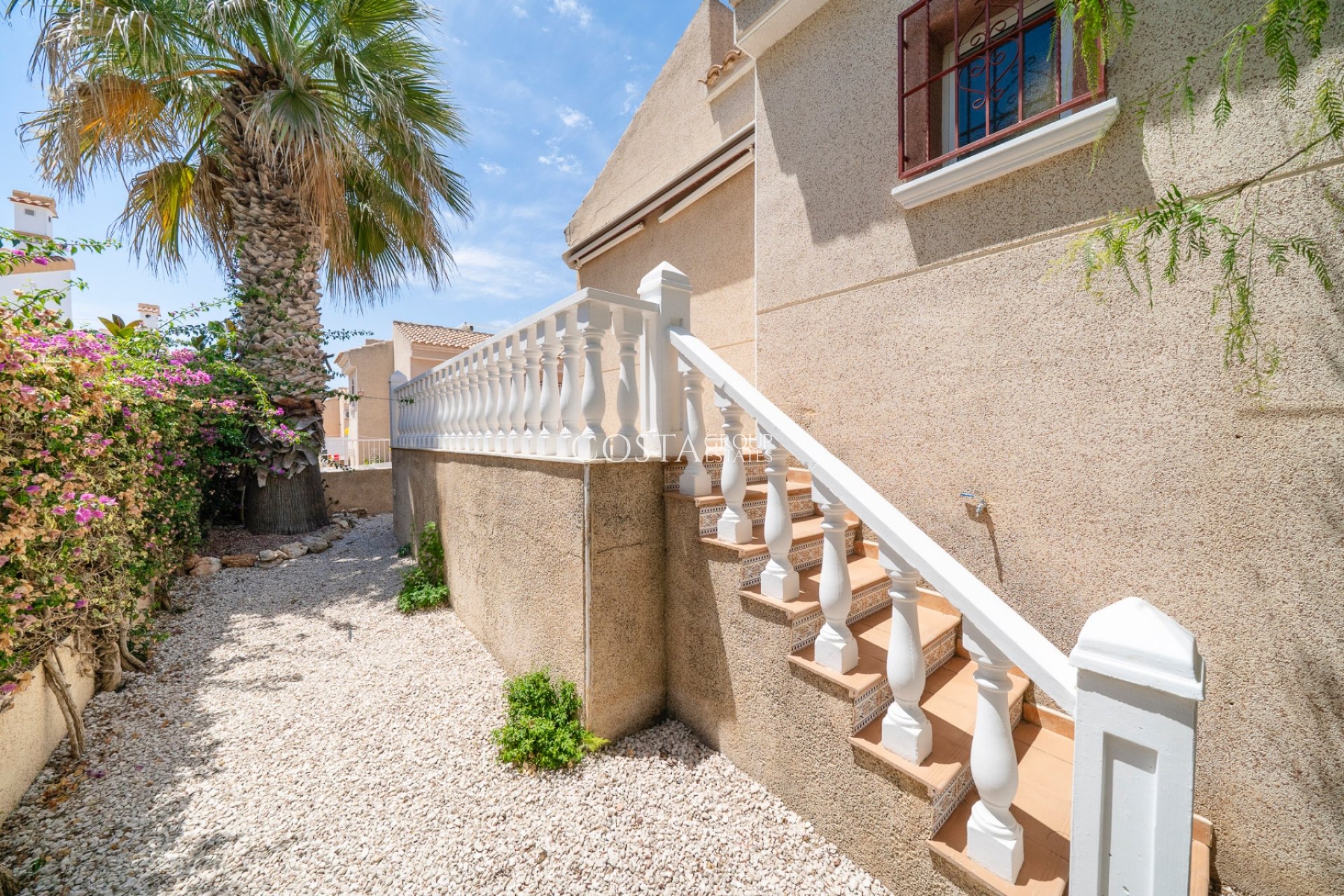Revente - Villa -
Algorfa