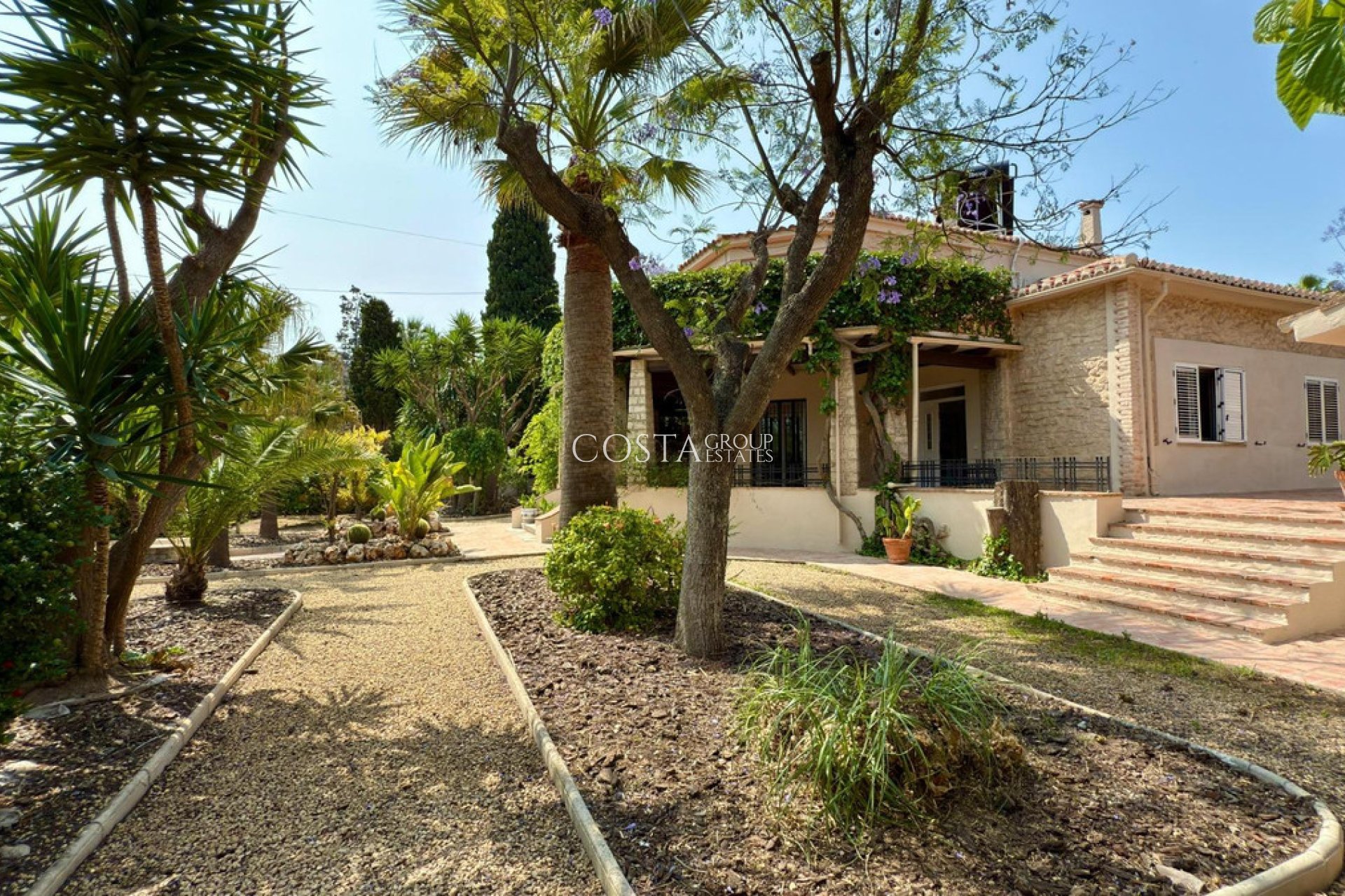 Revente - Villa -
Alicante - Alicante Centro