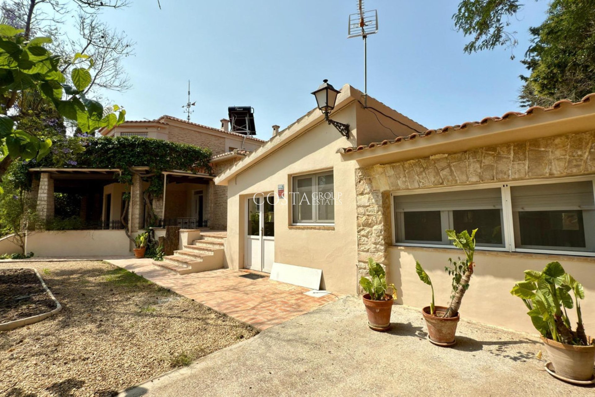 Revente - Villa -
Alicante - Alicante Centro