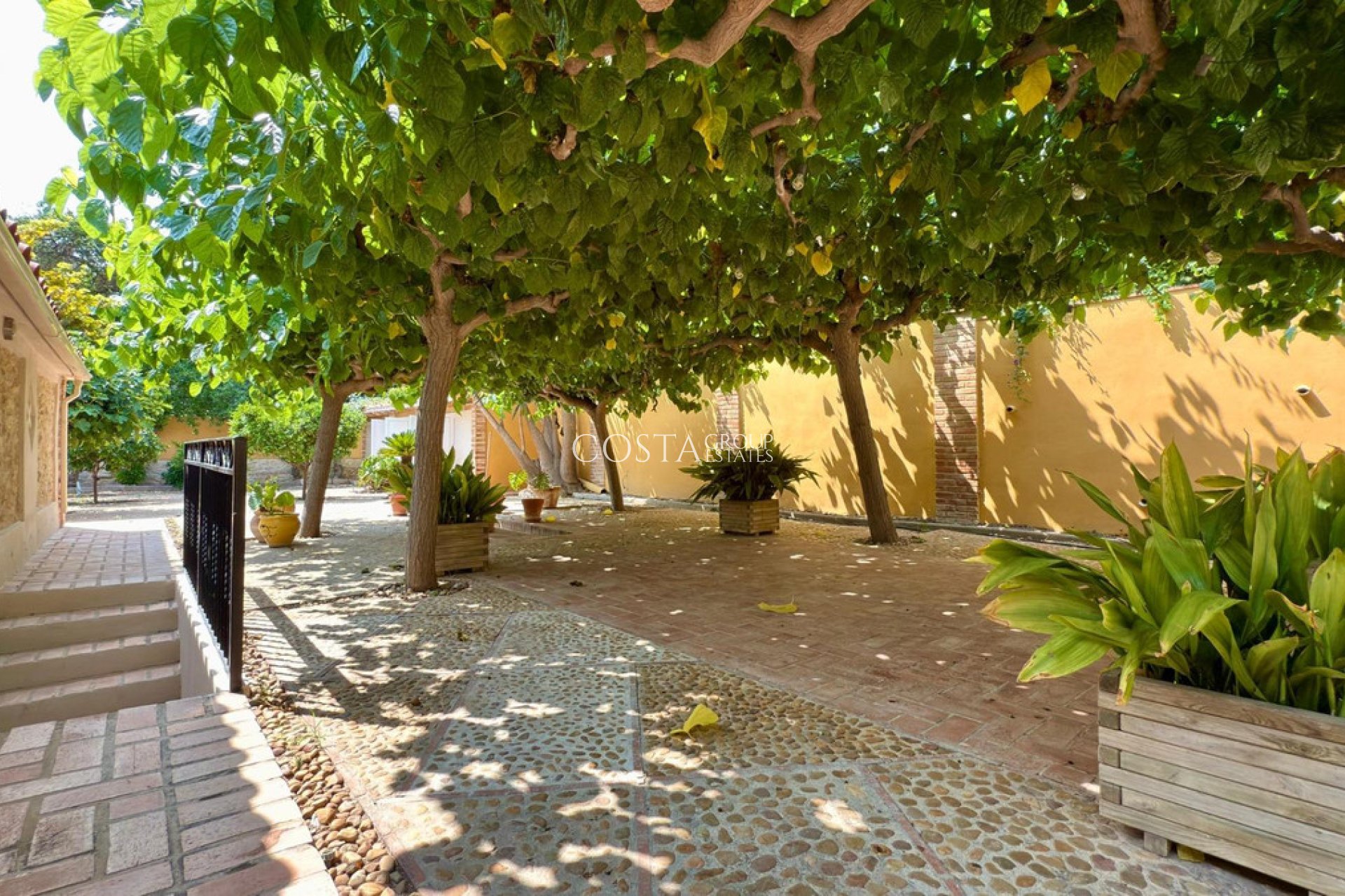 Revente - Villa -
Alicante - Alicante Centro