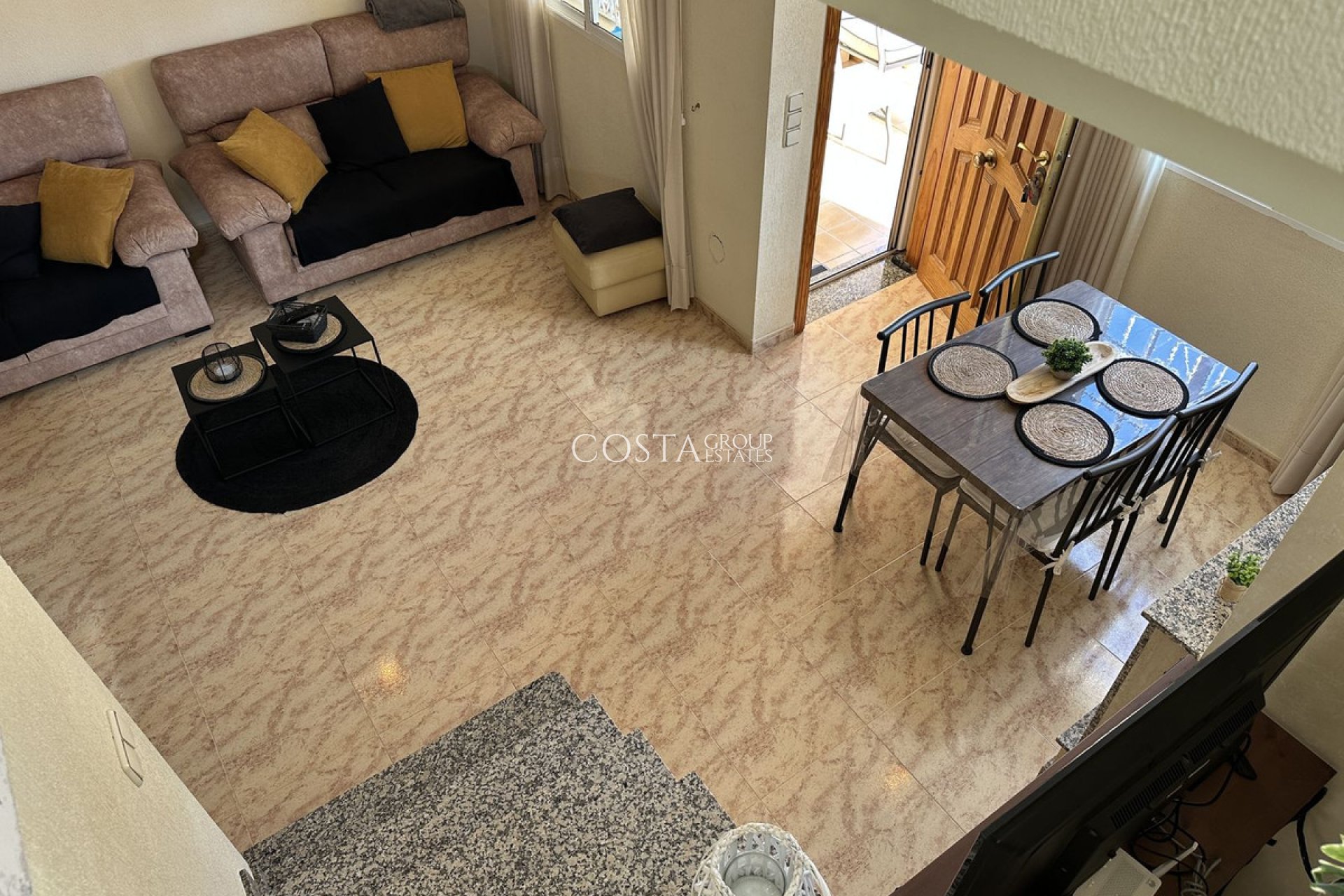 Revente - Villa -
Alicante - Alicante Centro