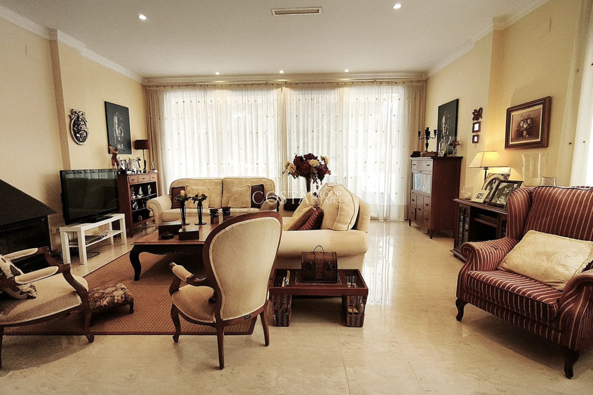 Revente - Villa -
Alicante - Alicante Centro