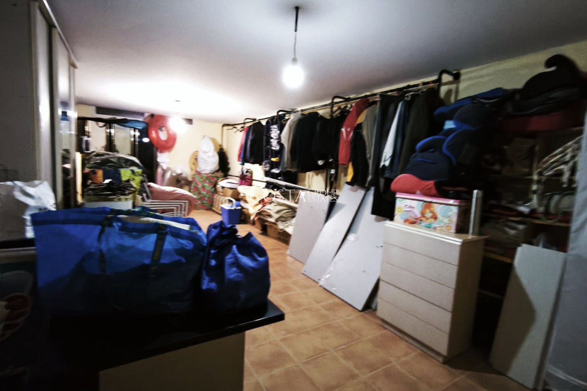 Revente - Villa -
Alicante - Alicante Centro