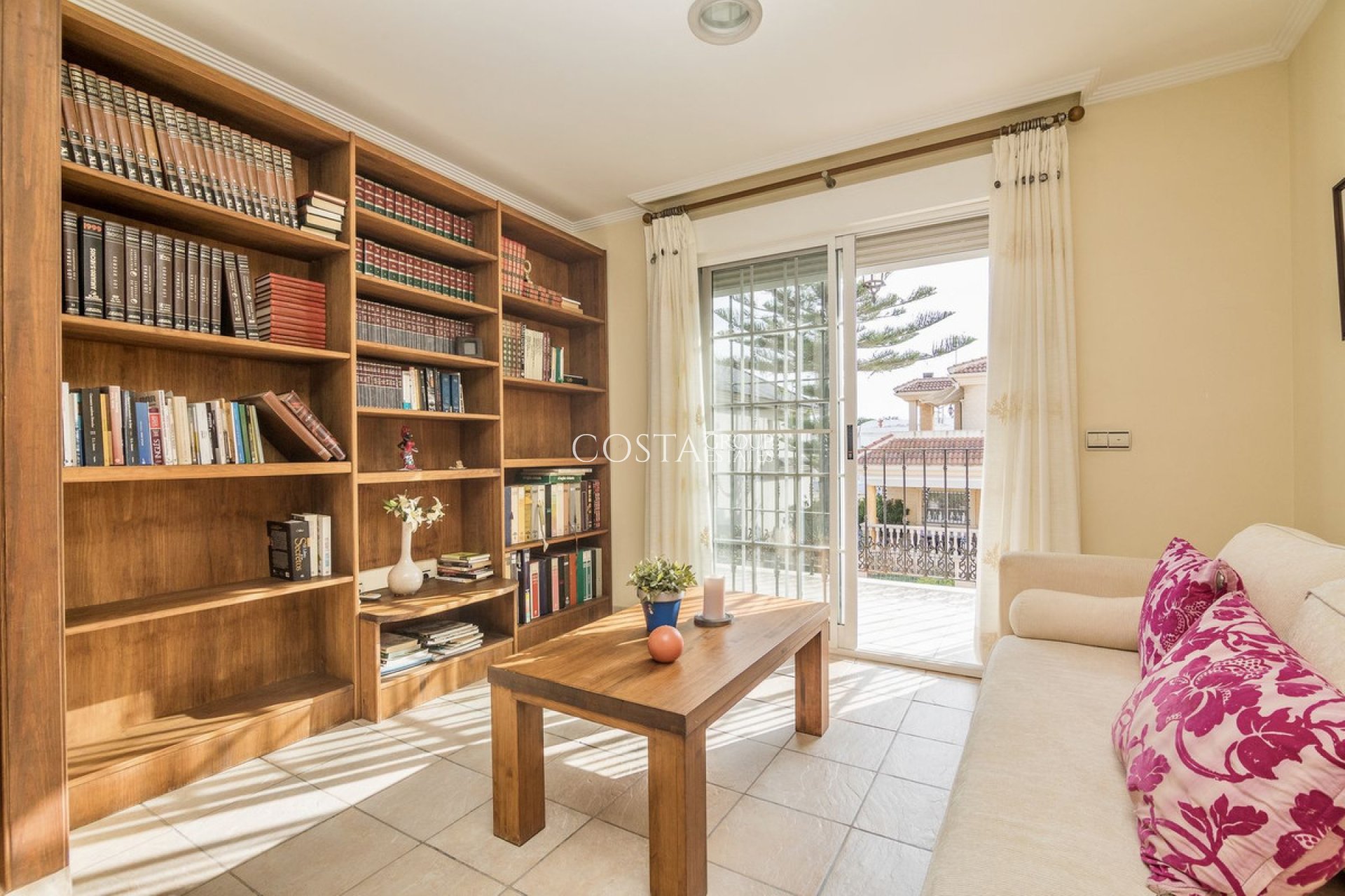 Revente - Villa -
Almoradí - Almoradi Centro
