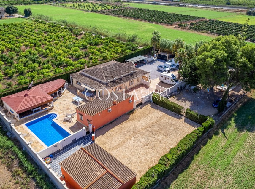 Revente - Villa -
Almoradí - Almoradi Centro