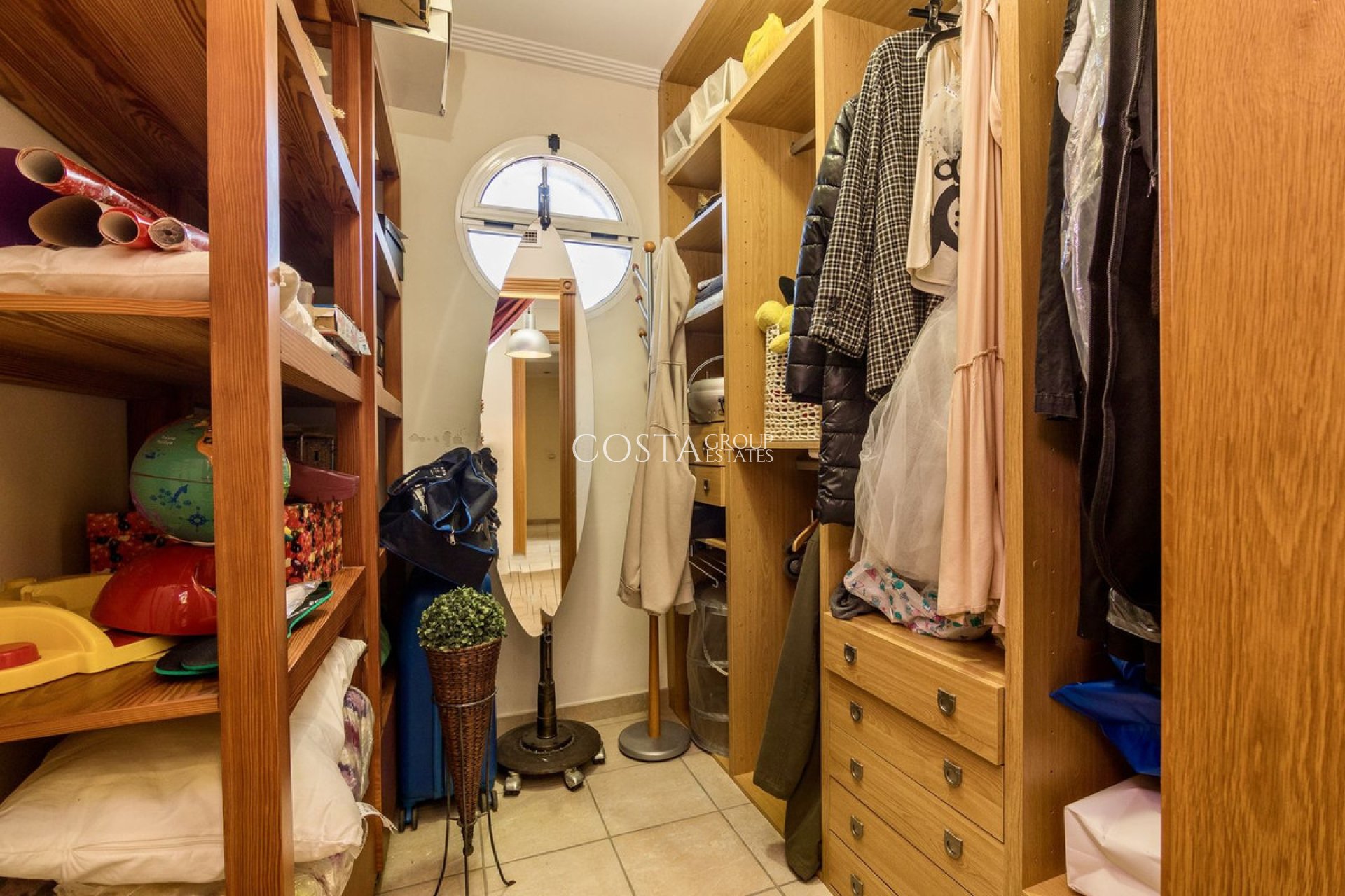 Revente - Villa -
Almoradí - Almoradi Centro