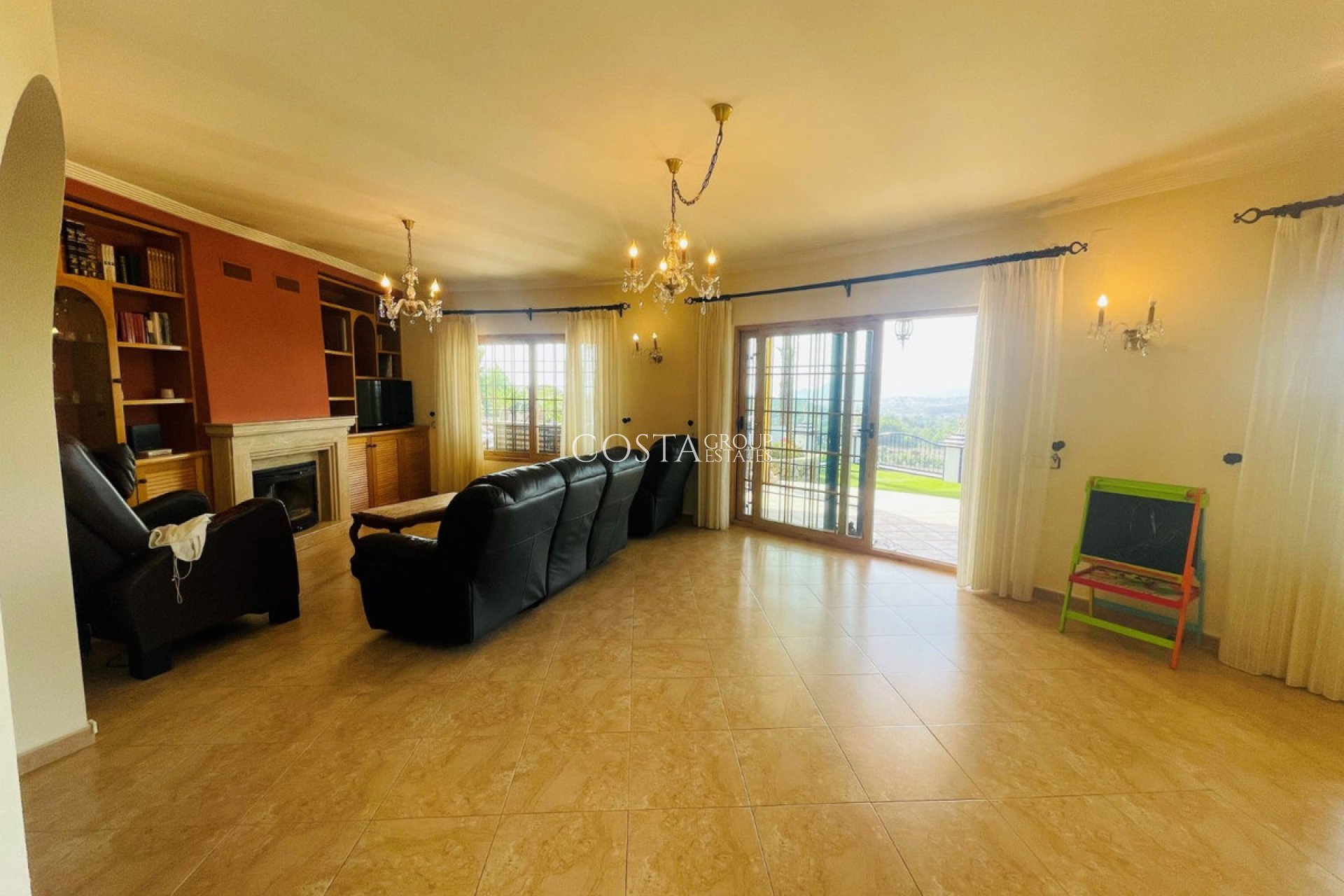 Revente - Villa -
Altea - Altea Centro