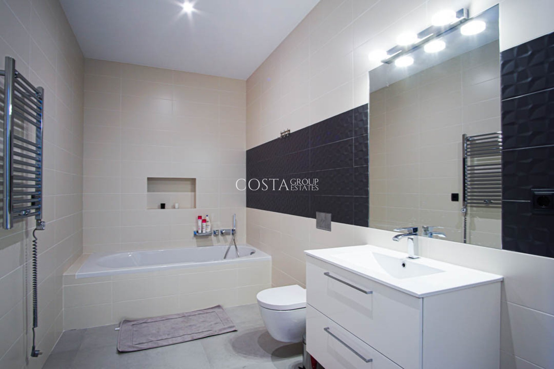 Revente - Villa -
Altea - Altea Centro