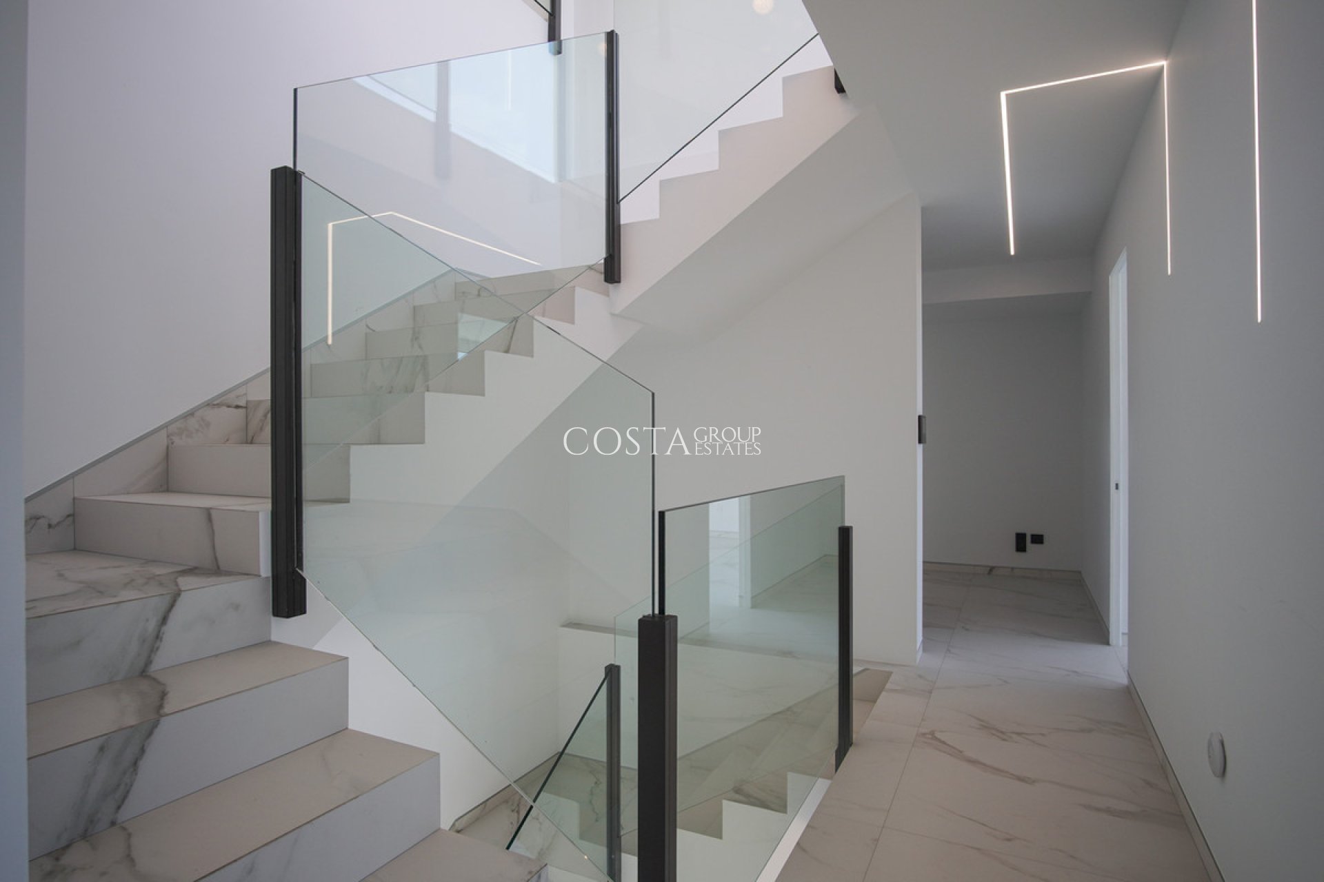 Revente - Villa -
Altea - Altea Centro