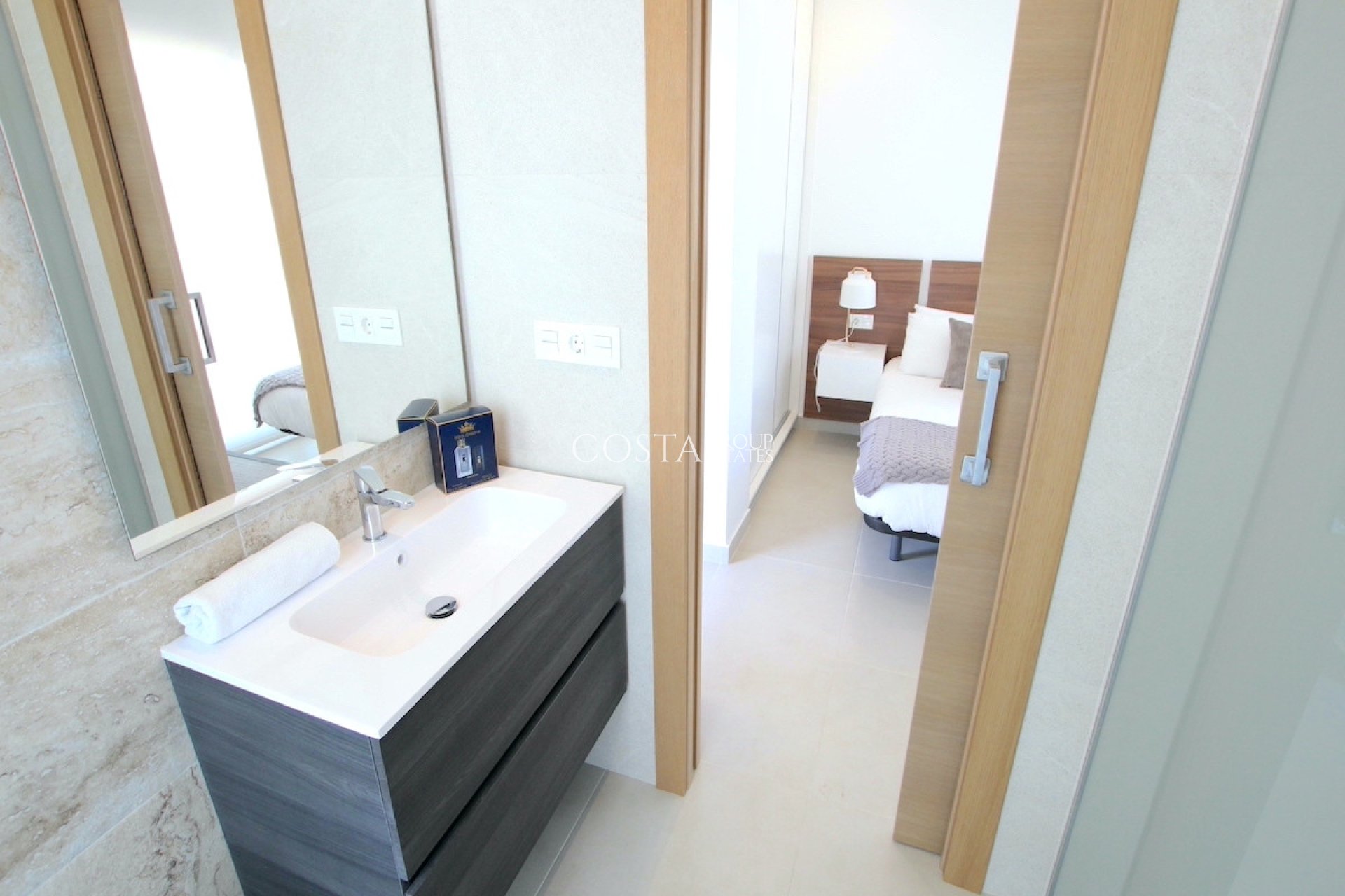Revente - Villa -
Benijofar