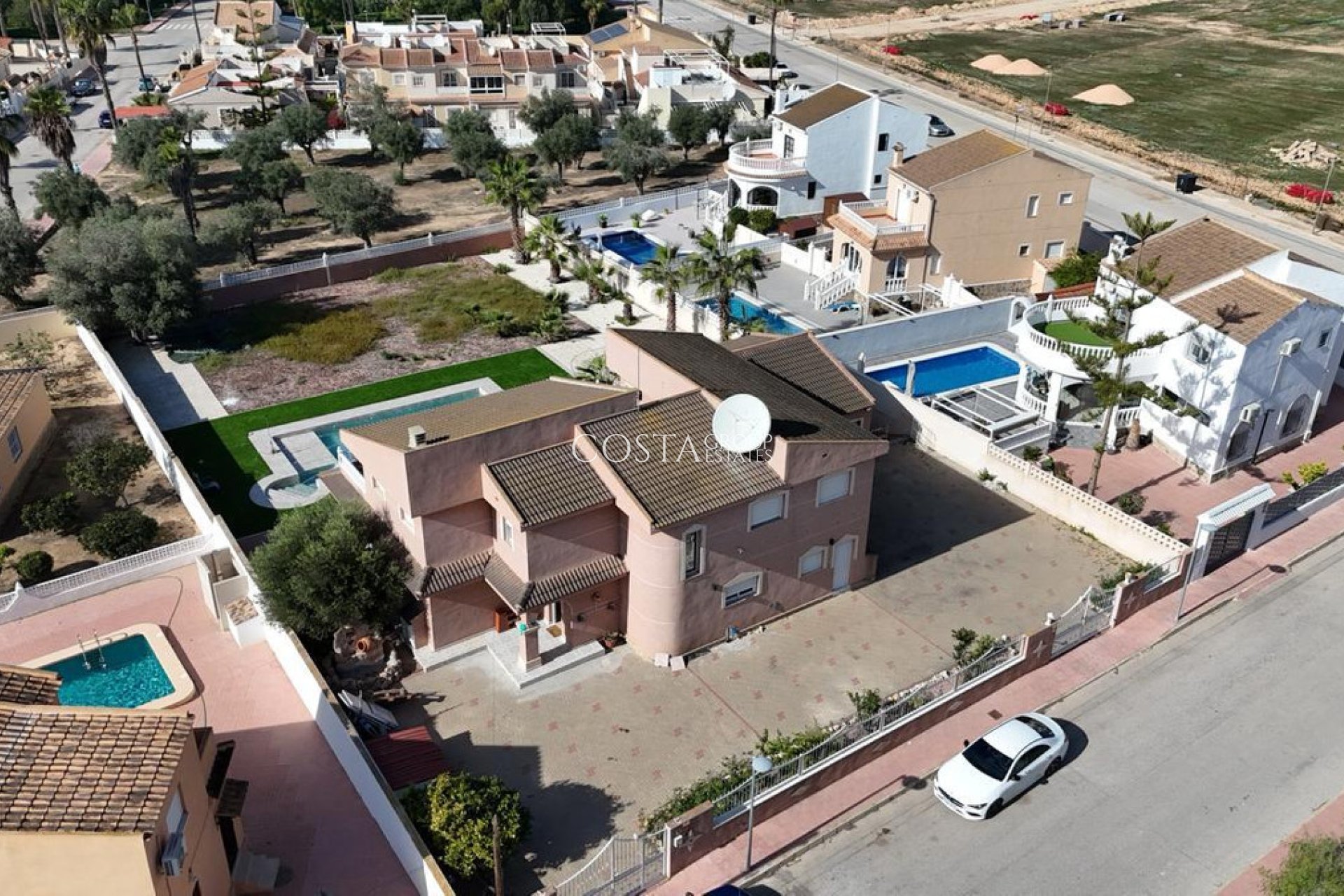 Revente - Villa -
Benijofar