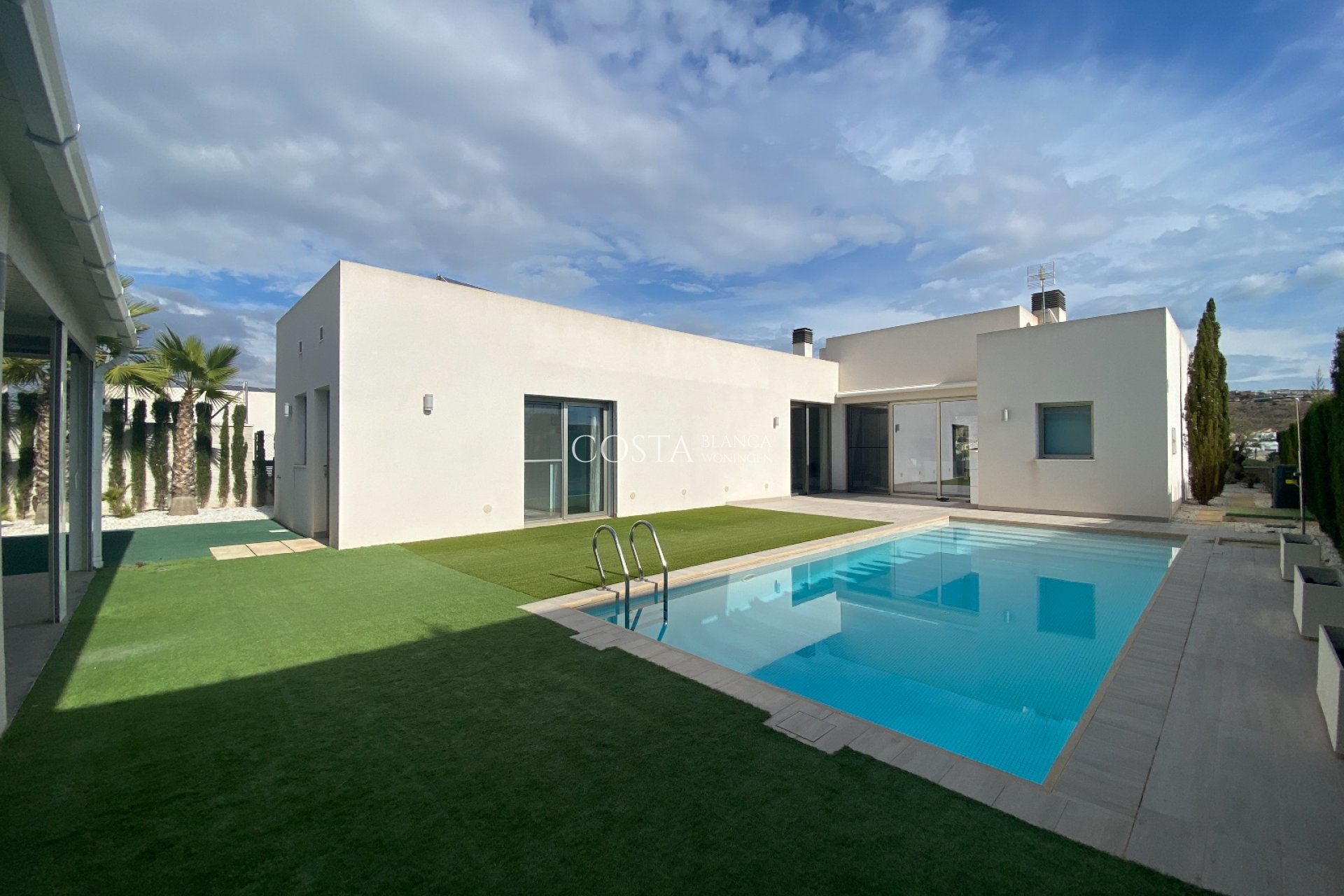 Revente - Villa -
Benijofar