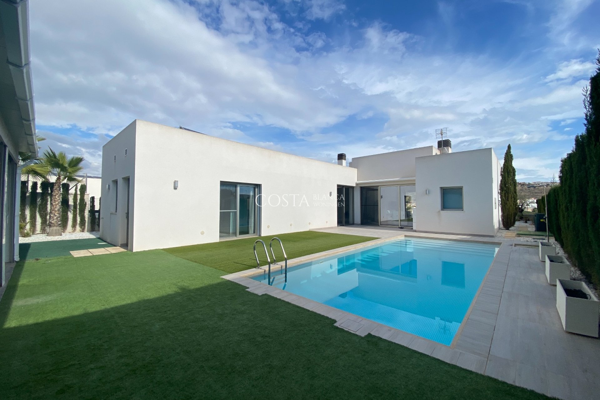 Revente - Villa -
Benijofar