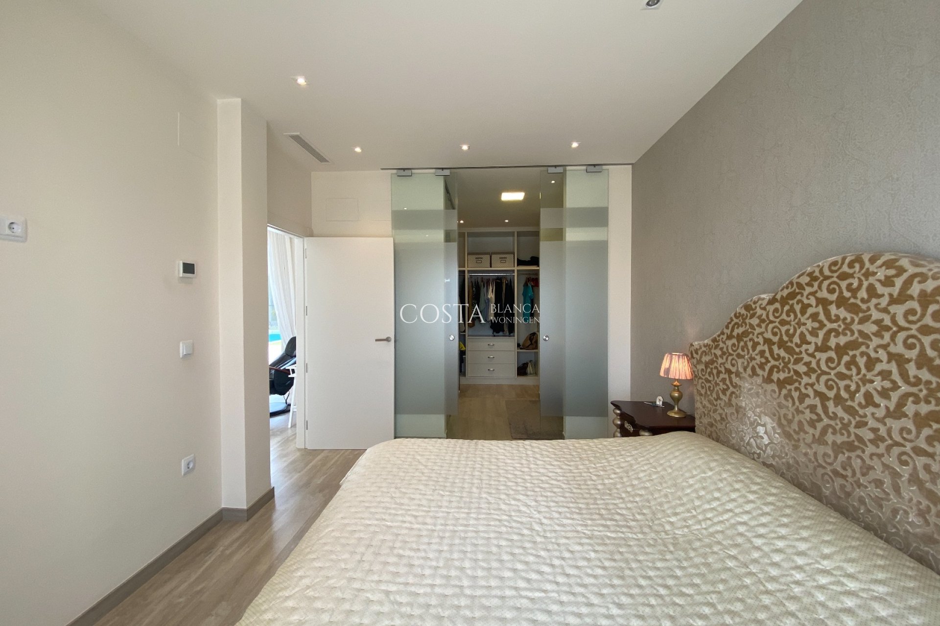 Revente - Villa -
Benijofar