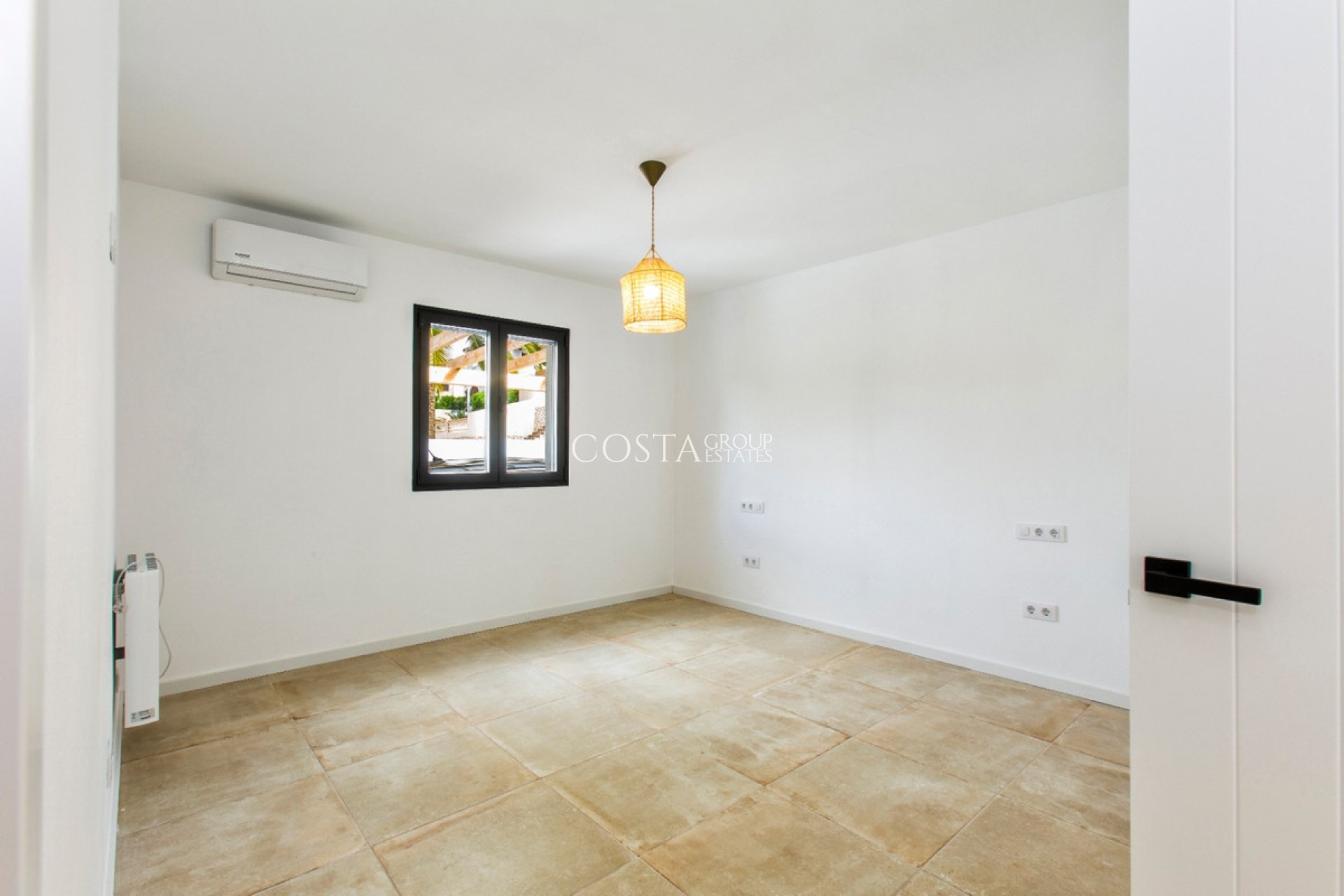 Revente - Villa -
Benissa - Benissa Centro