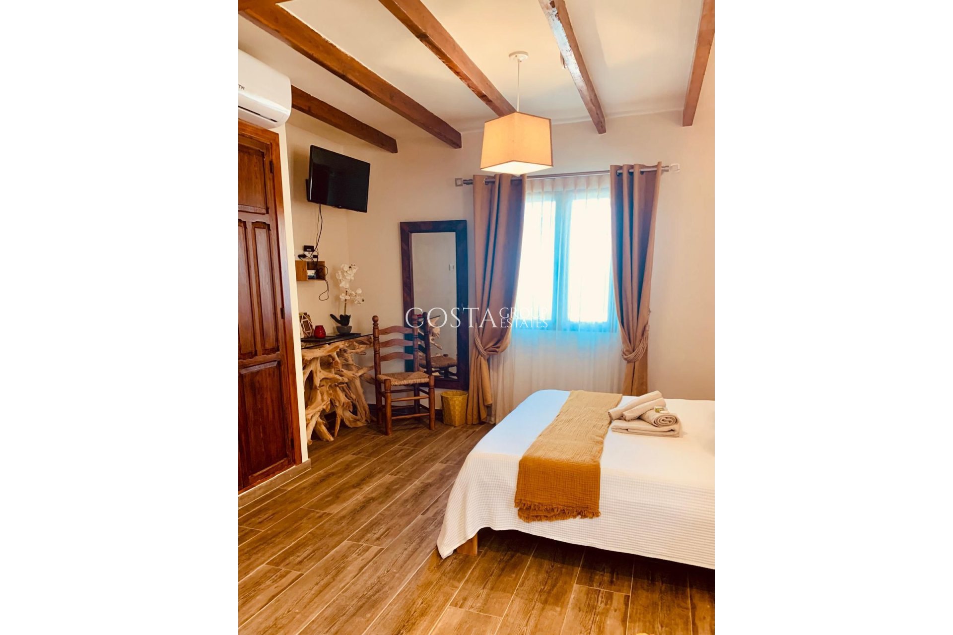 Revente - Villa -
Benissa - Benissa Centro