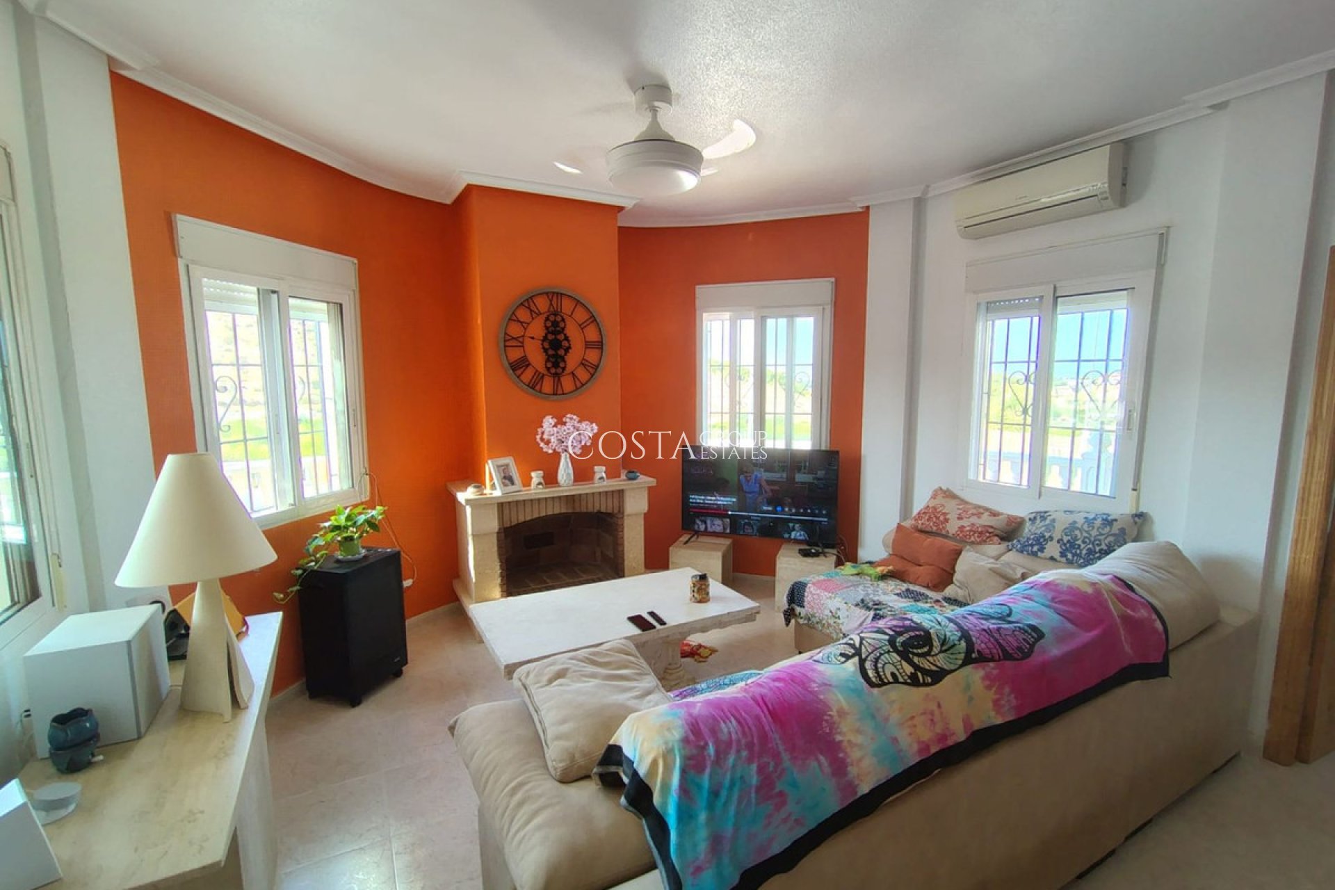 Revente - Villa -
Bigastro