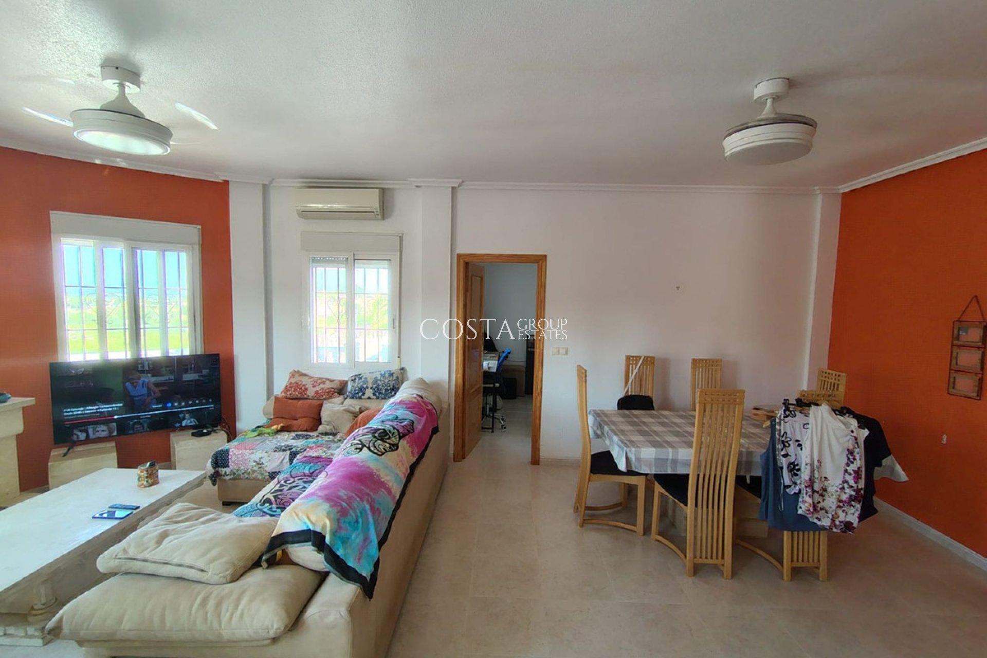 Revente - Villa -
Bigastro