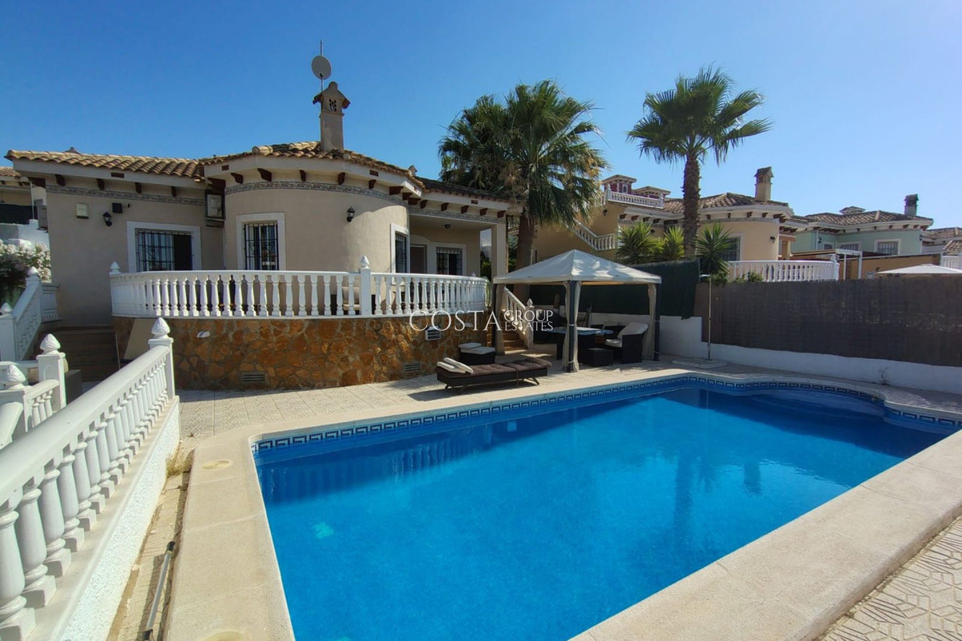 Revente - Villa -
Bigastro