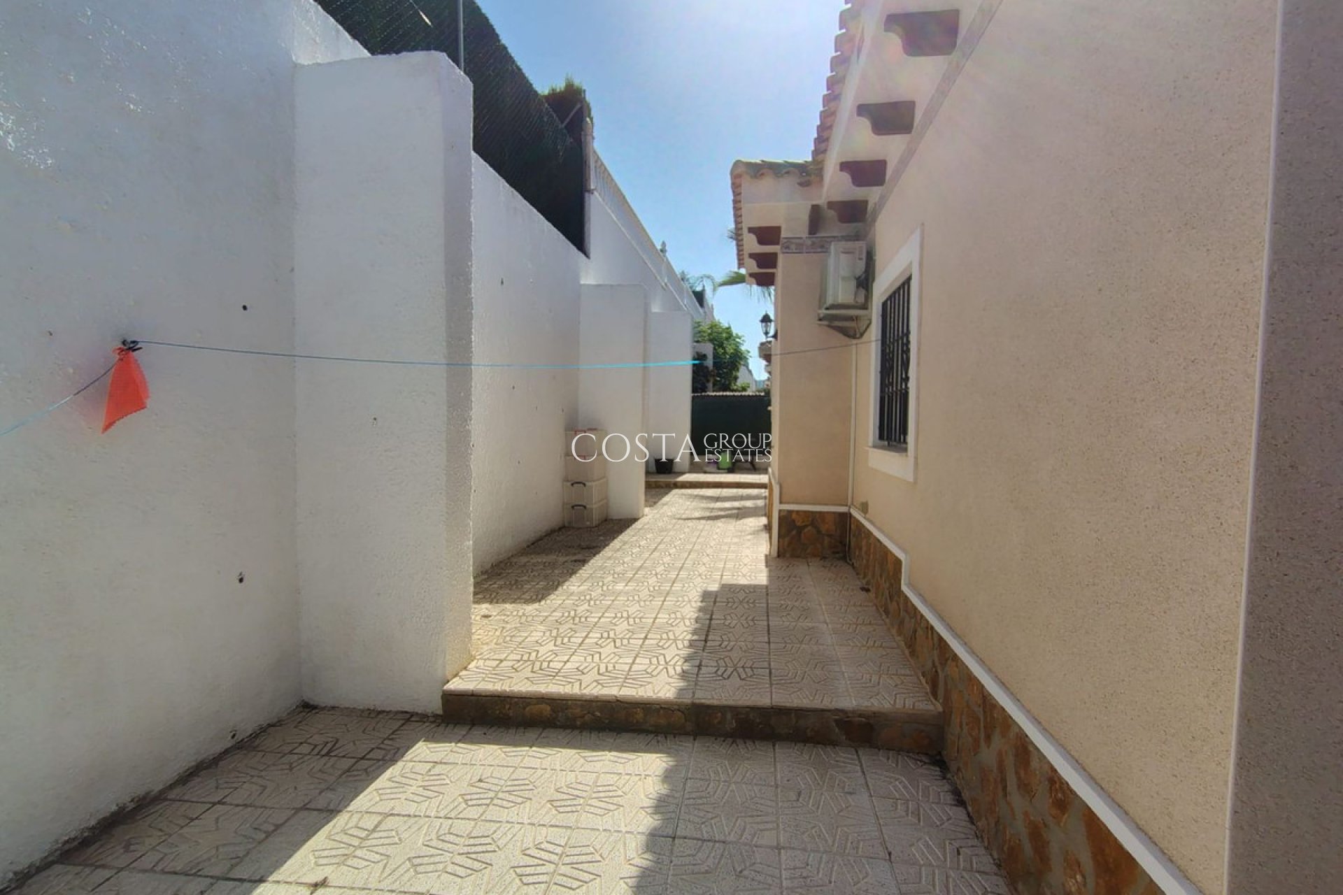 Revente - Villa -
Bigastro