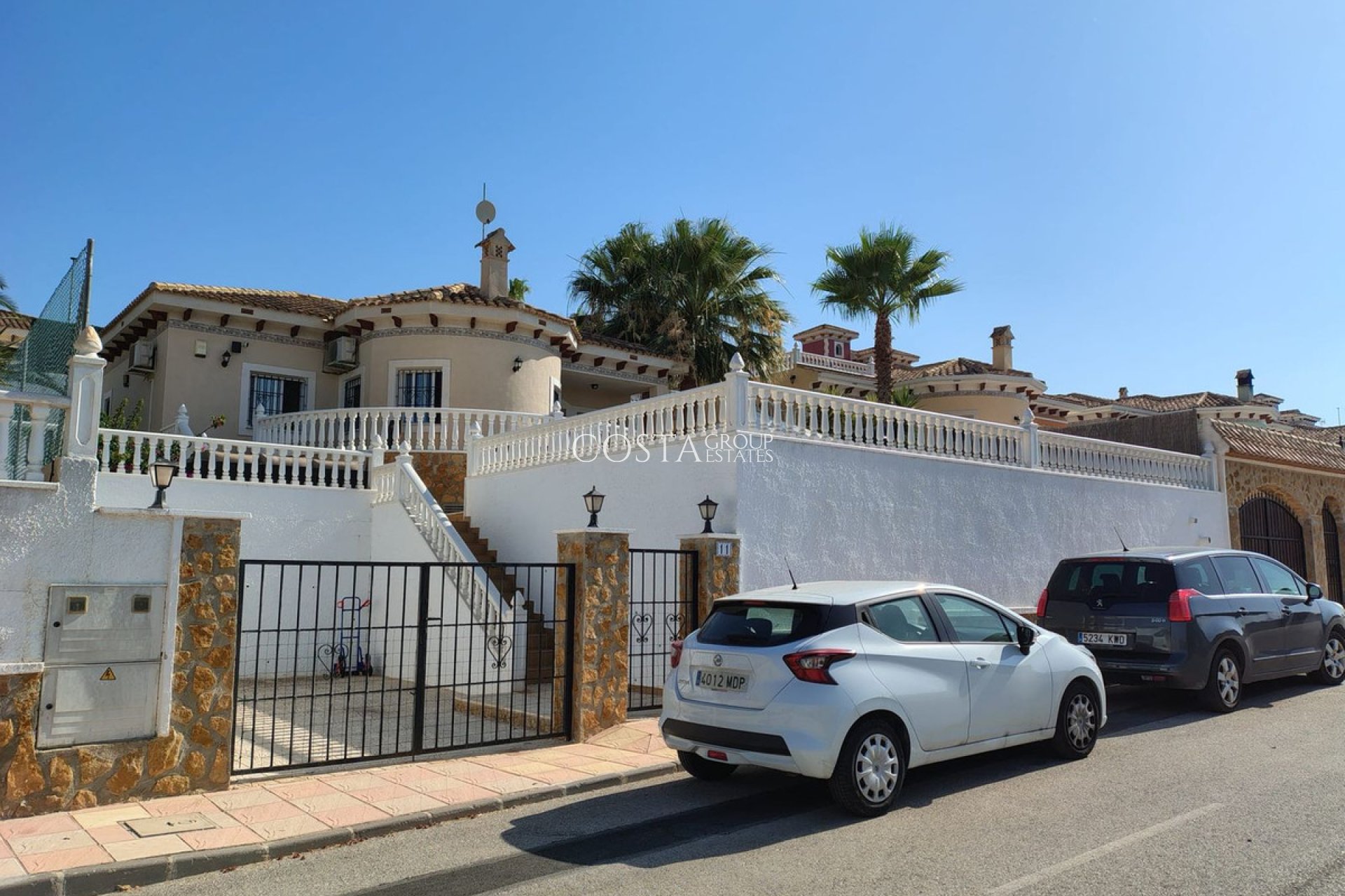 Revente - Villa -
Bigastro