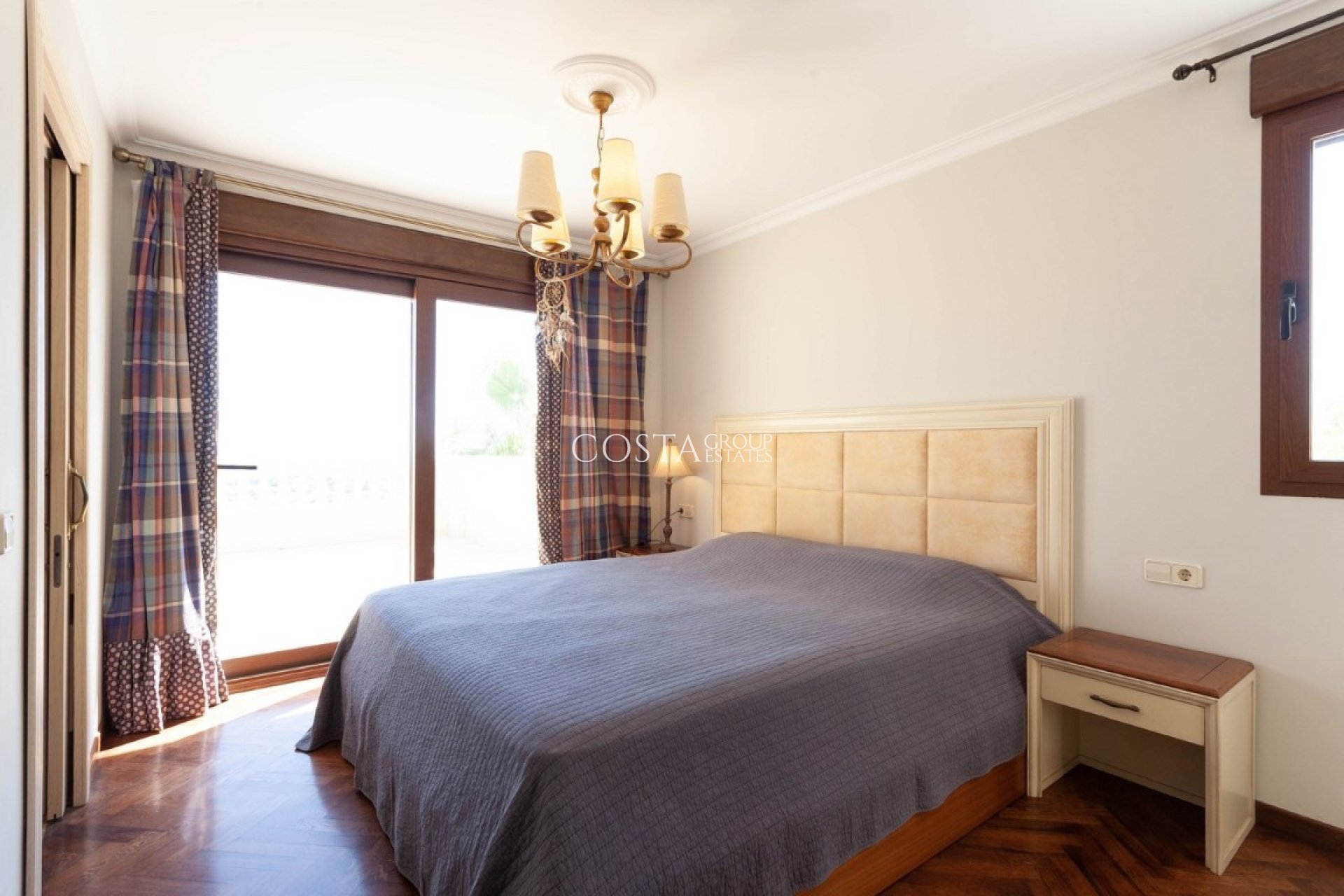 Revente - Villa -
Calpe - Calpe Centro
