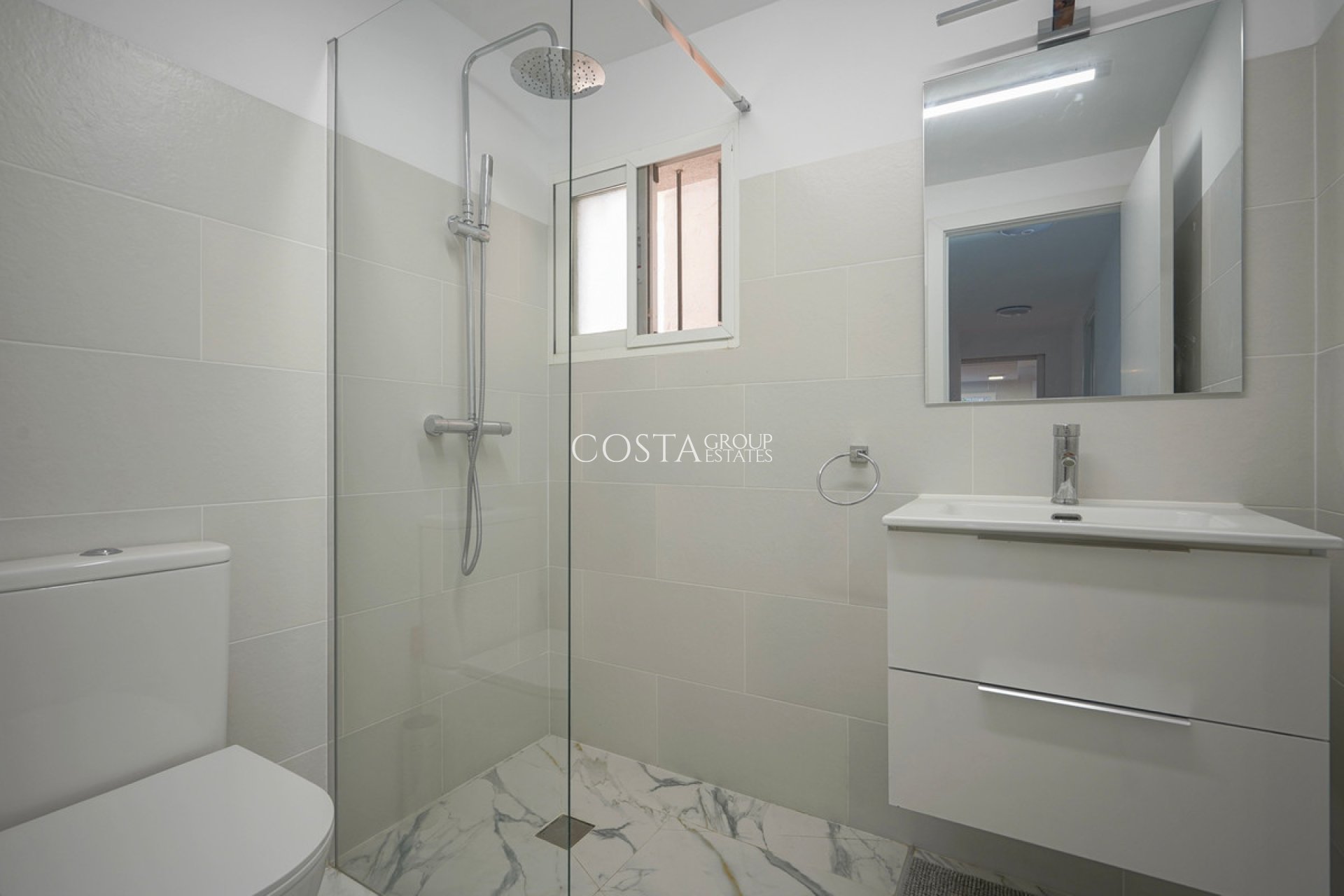 Revente - Villa -
Calpe - Calpe Centro