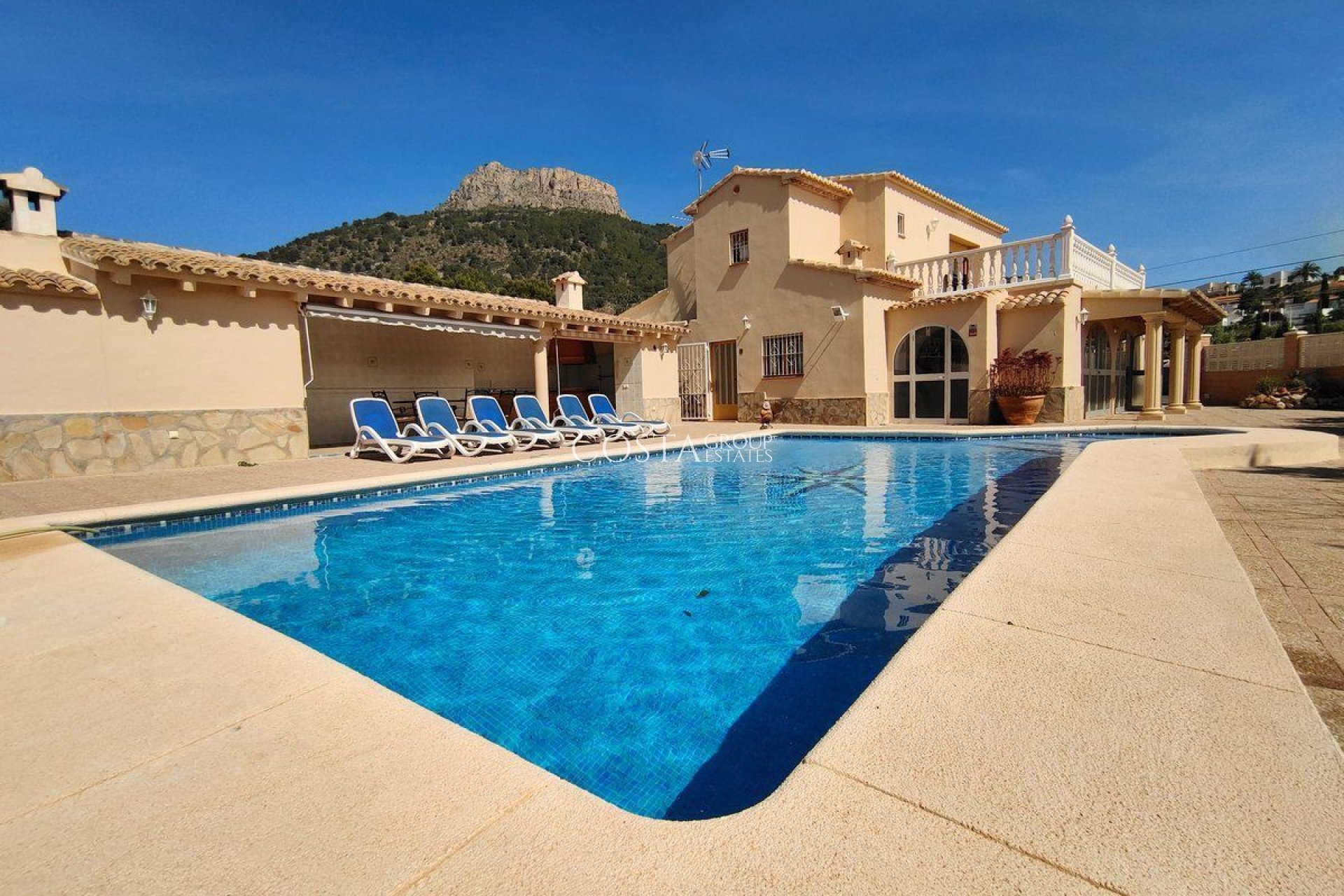 Revente - Villa -
Calpe - Calpe Centro