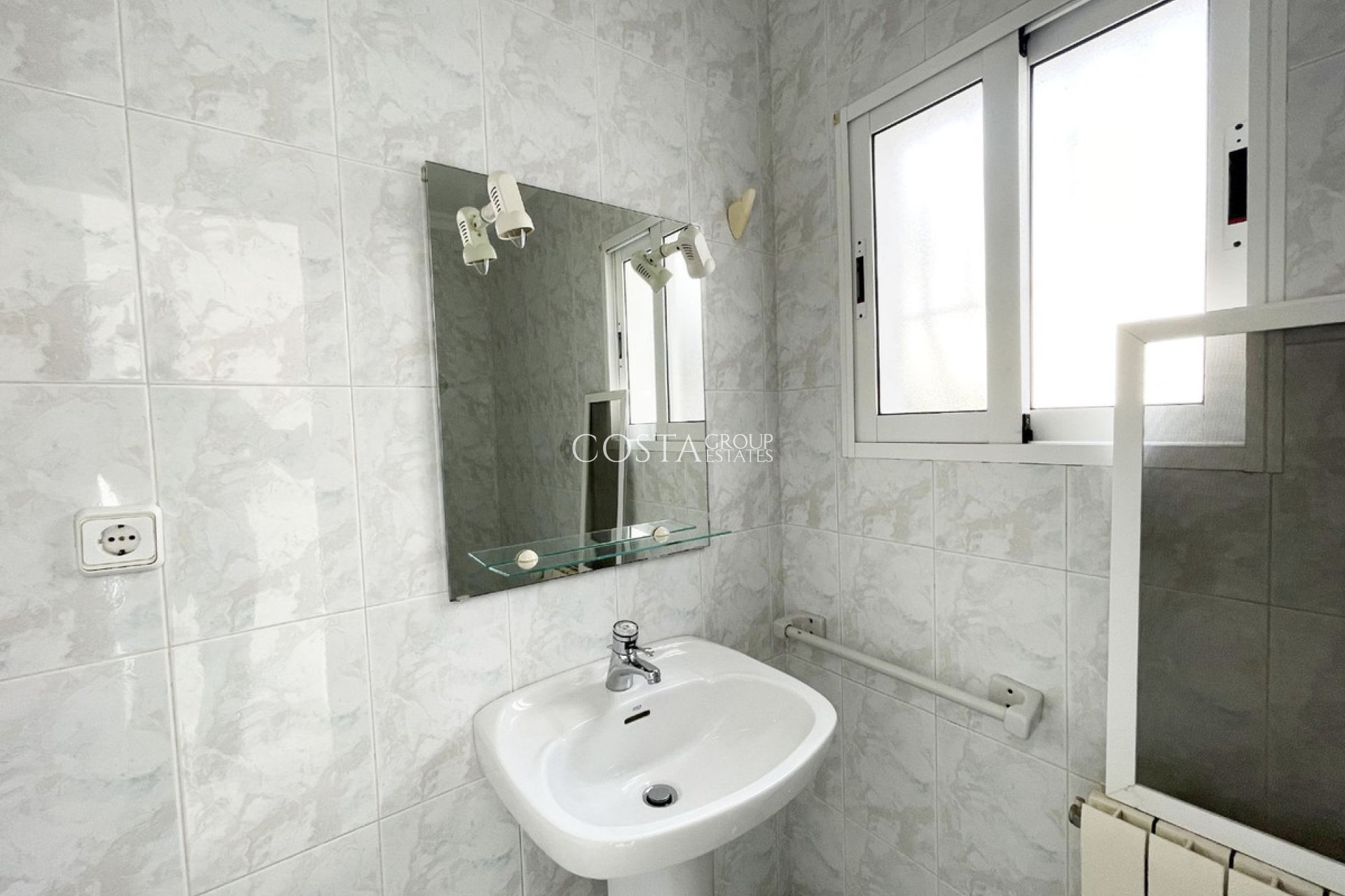 Revente - Villa -
Calpe - Calpe Centro