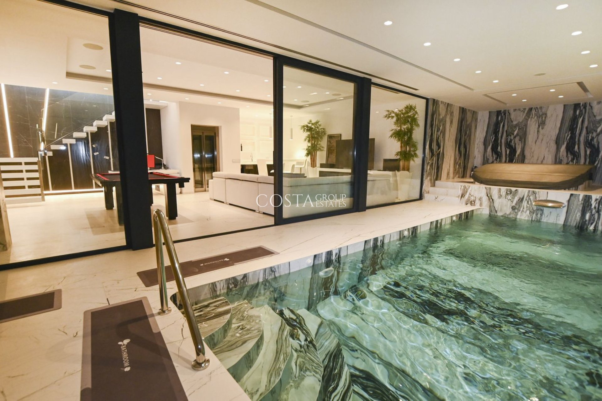 Revente - Villa -
Calpe - Calpe Centro