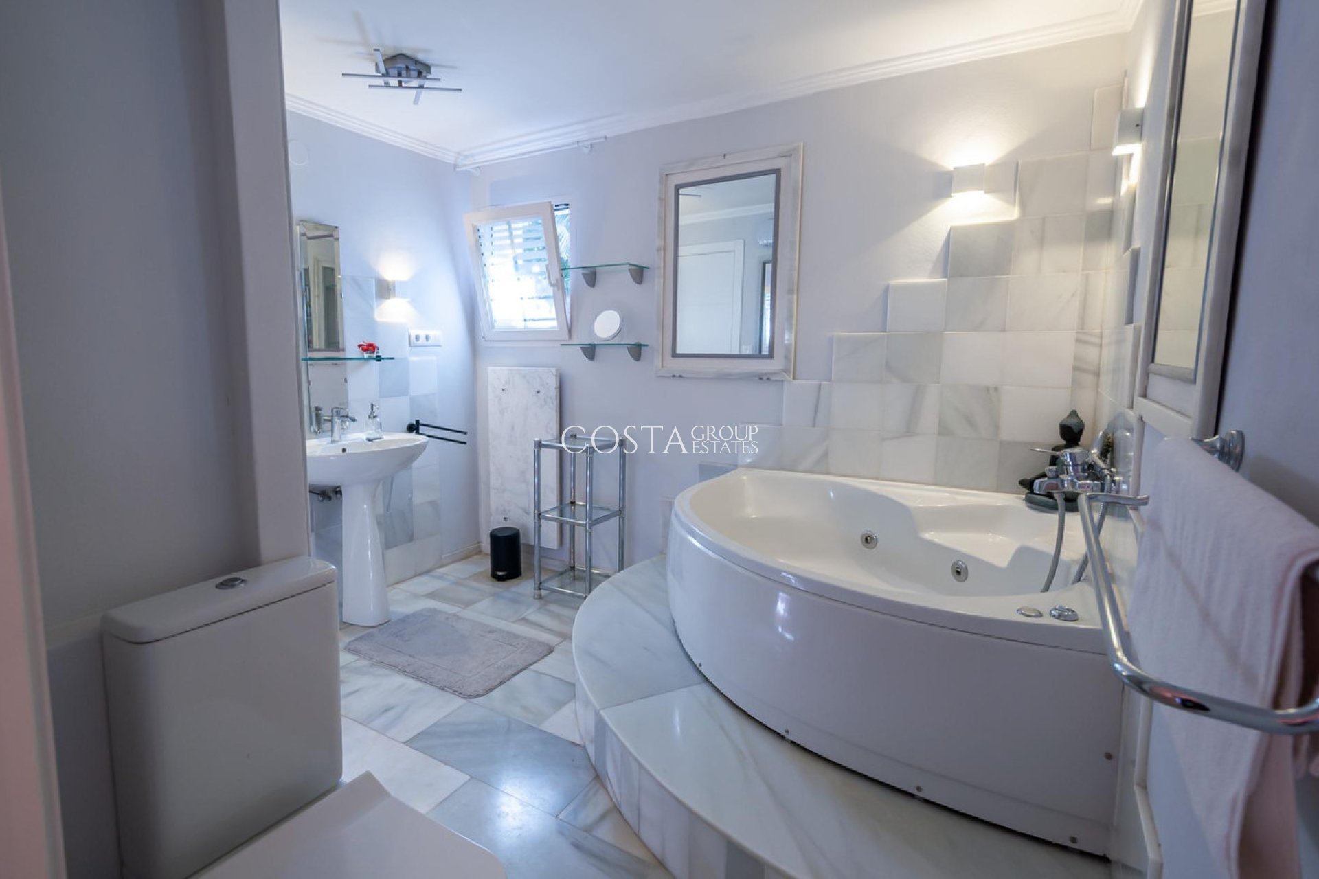 Revente - Villa -
Calpe - Calpe Centro