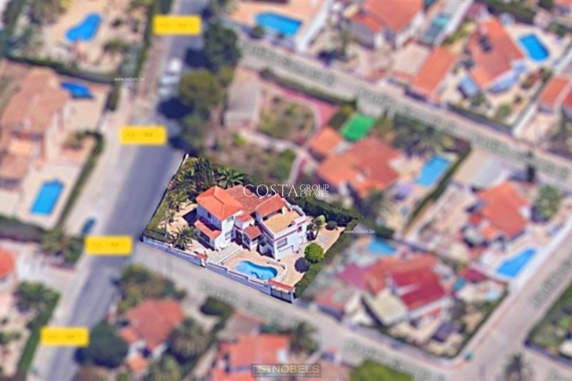 Revente - Villa -
Calpe - Calpe Centro