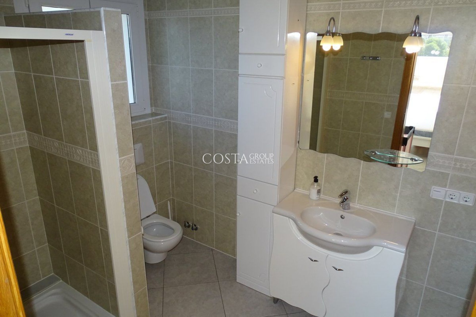 Revente - Villa -
Calpe - Calpe Centro