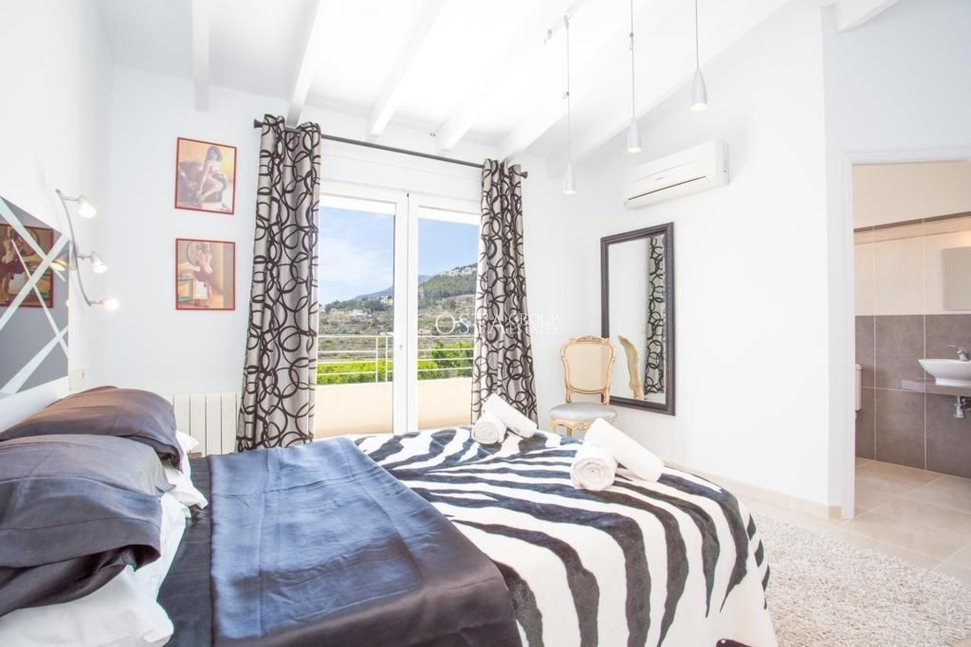 Revente - Villa -
Calpe - Calpe Centro