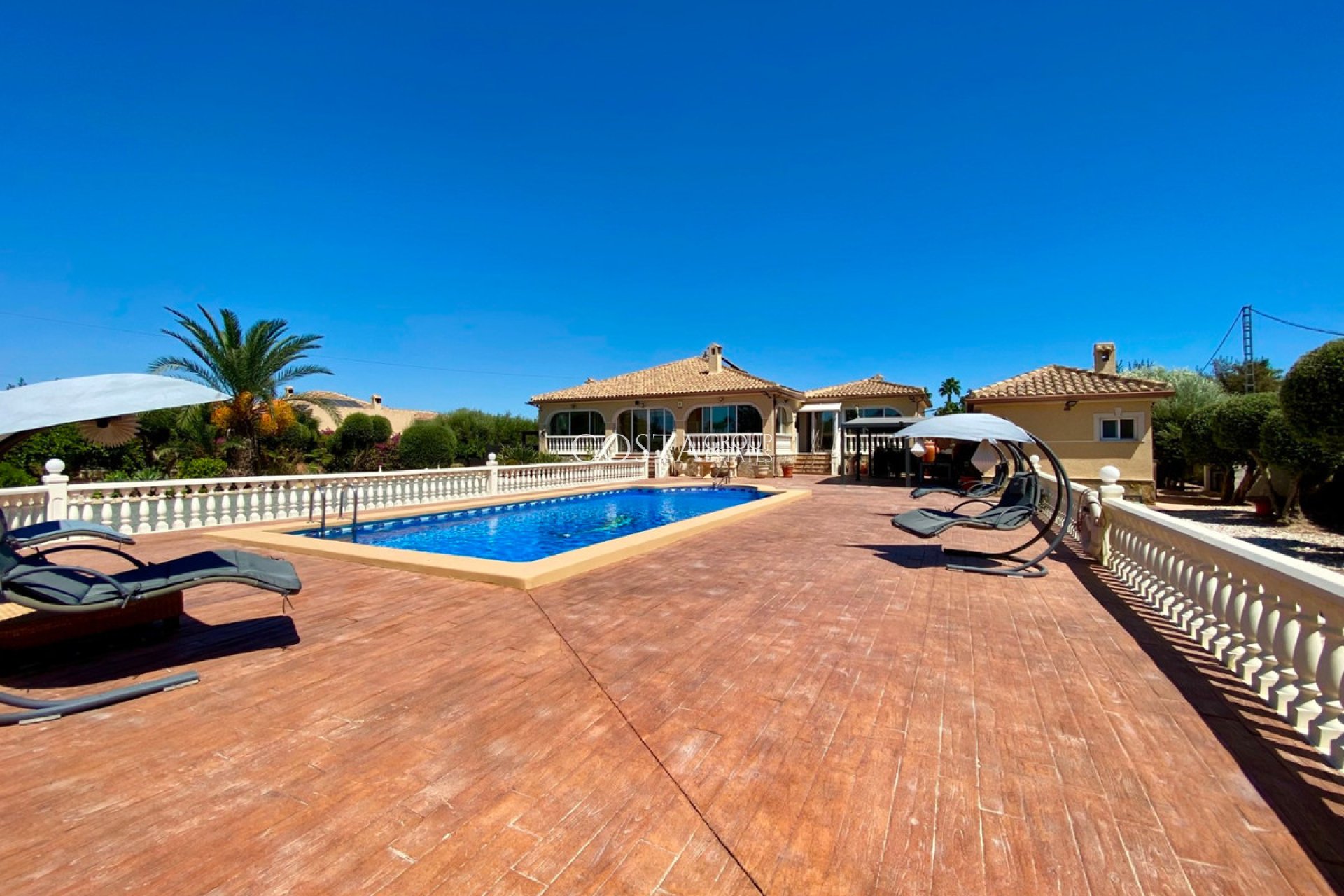 Revente - Villa -
Catral - Catral Centro