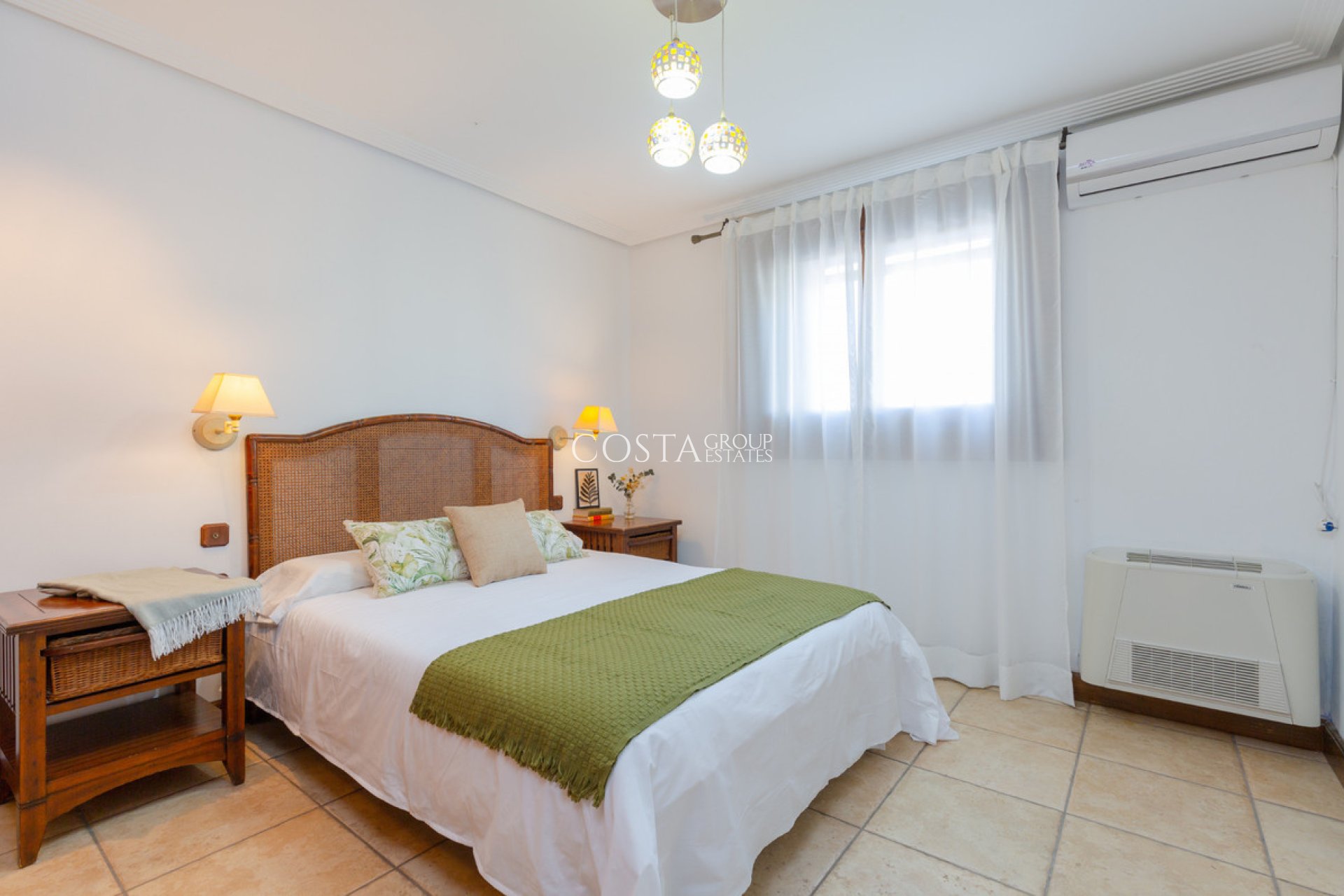 Revente - Villa -
Catral - Catral Centro