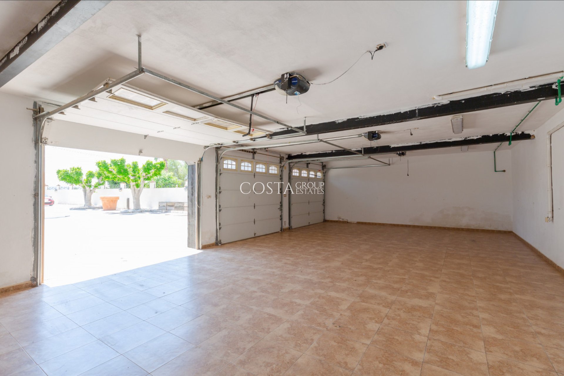 Revente - Villa -
Catral - Catral Centro
