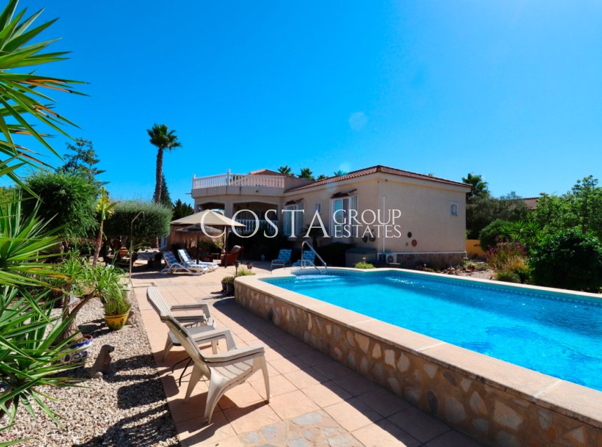 Revente - Villa -
Catral - Catral Centro