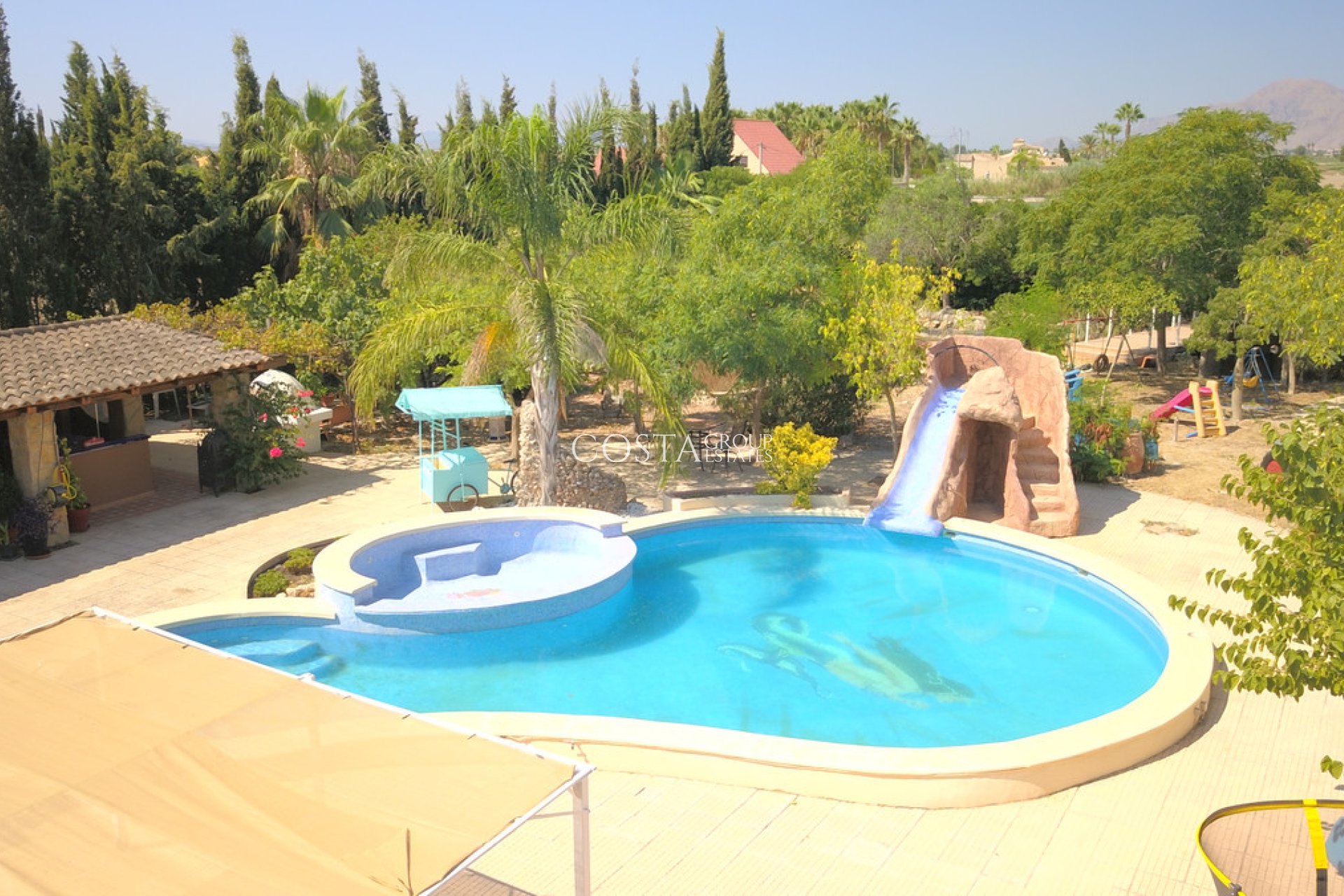 Revente - Villa -
Catral - Catral Centro