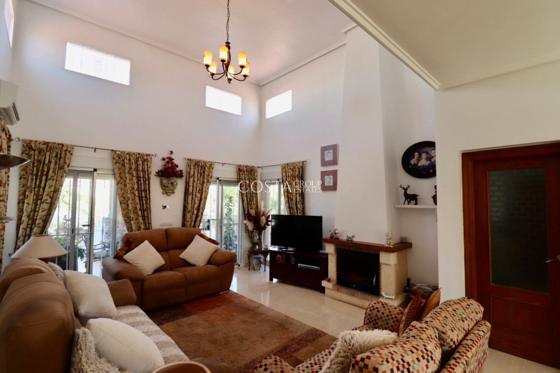 Revente - Villa -
Catral - Catral Centro