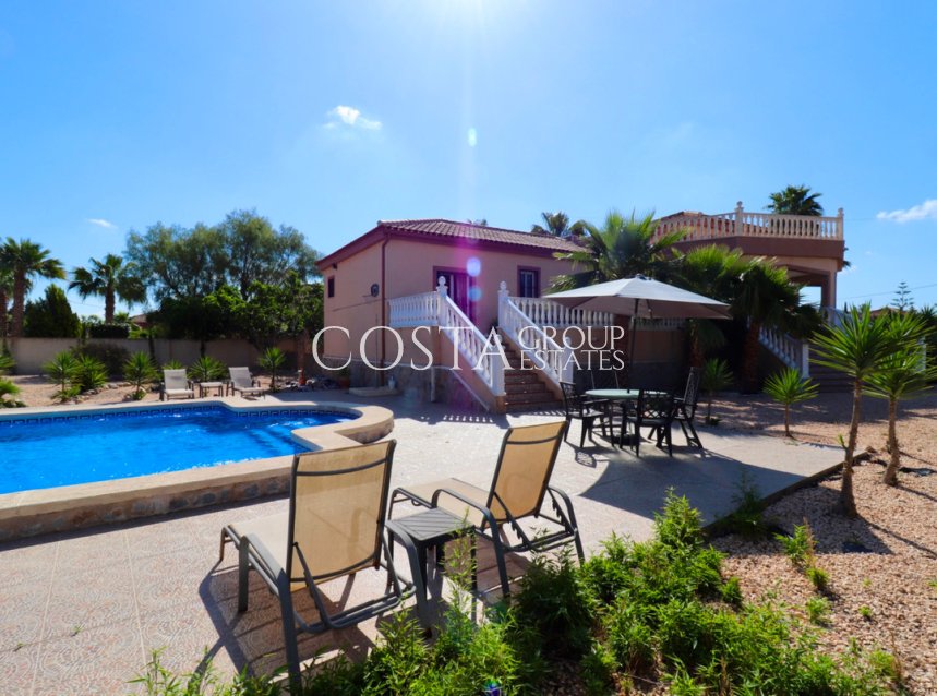 Revente - Villa -
Catral - Catral Centro